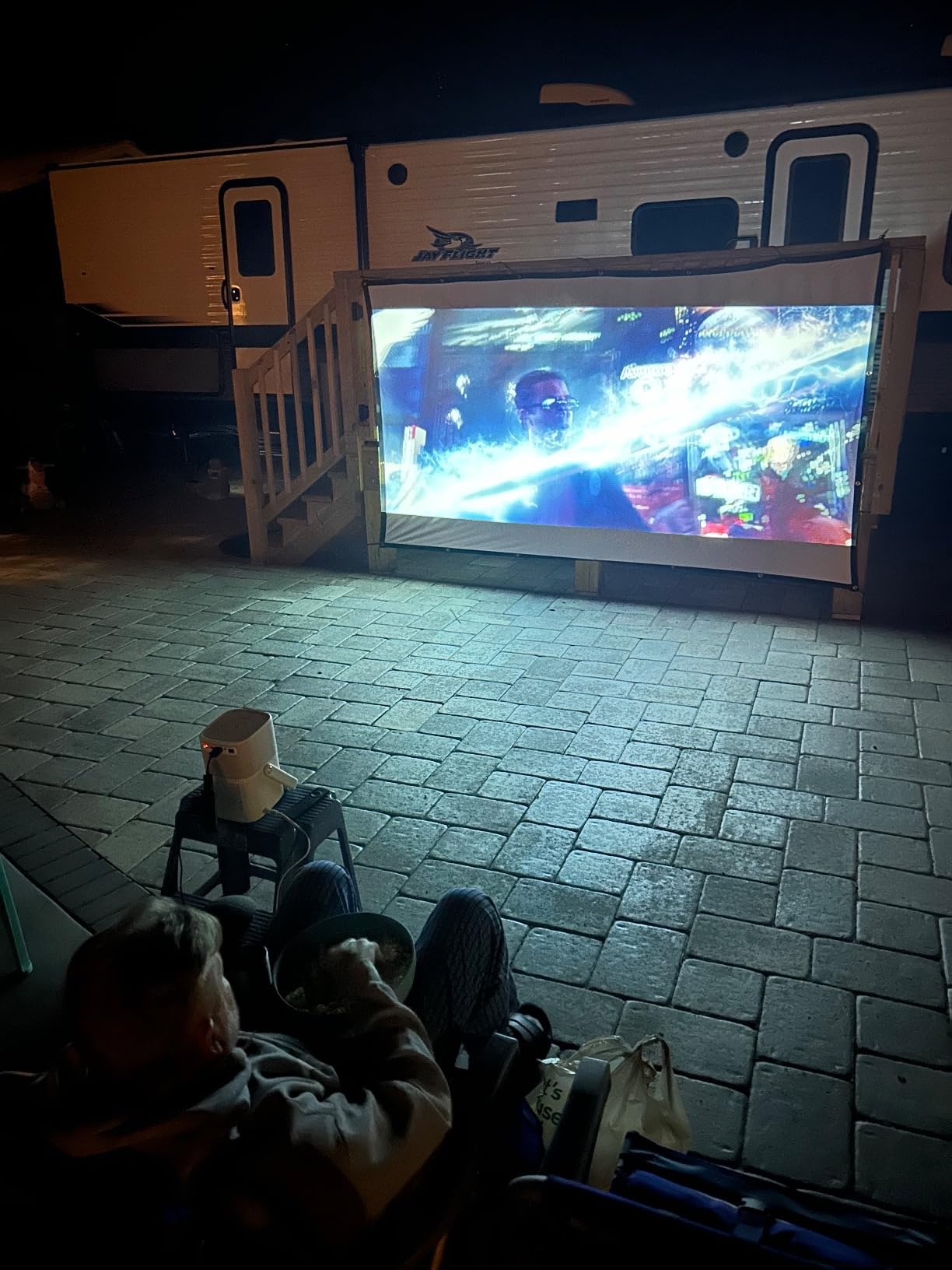 [Sound by JBL & Built-in Battery] Yaber T2 Outdoor Projector with WiFi 6 and Bluetooth, Native 1080P Smart Movie Portable Projector for Inside and Outside, Compatible with TV Dongle (Not included) customer photo 2