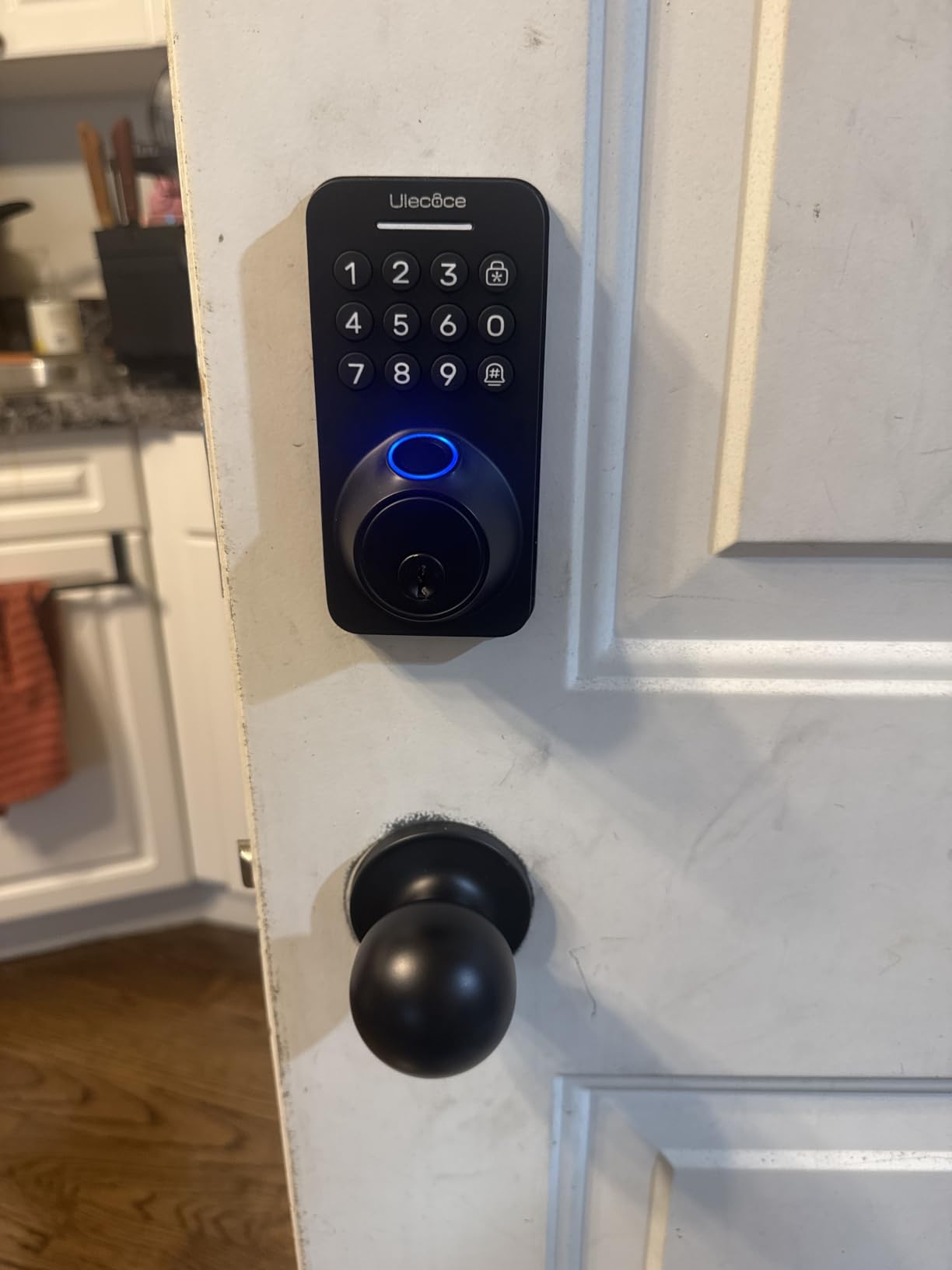 Ulecoce Fingerprint Keypad Deadbolt with Knob Set, Keyless Entry Door Lock with App Control, Door Locks for Front Door, Auto Lock & One-Touch Lock, 100+ User Codes & 5 Keys, Easy Installation, Matte Black customer photo 1