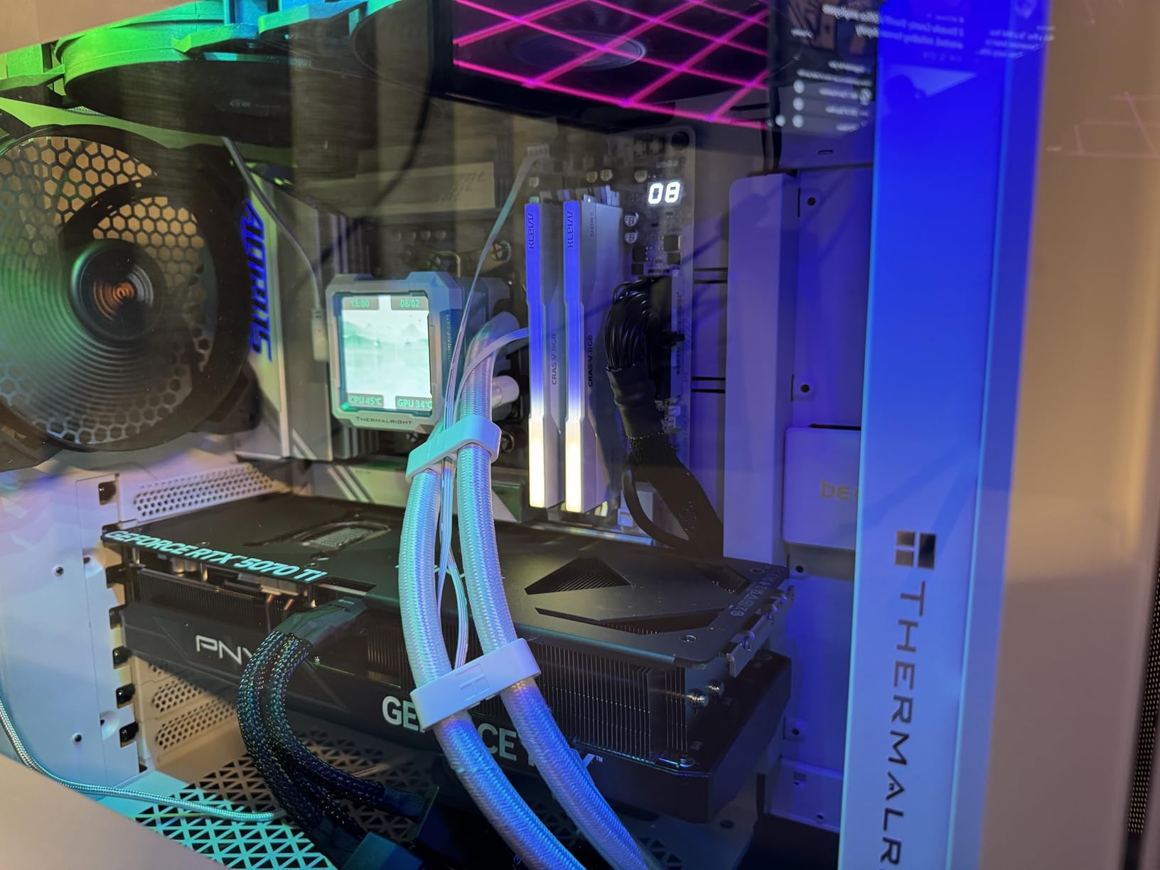 KLEVV CRAS V RGB DDR5 64GB (2x32GB) 6000MHz CL30 SK Hynix A-Die 1.35V Gaming Desktop Ram Memory XMP 3.0 / AMD Expo Ready - White (KD5BGUA80-60A300J) customer photo 2