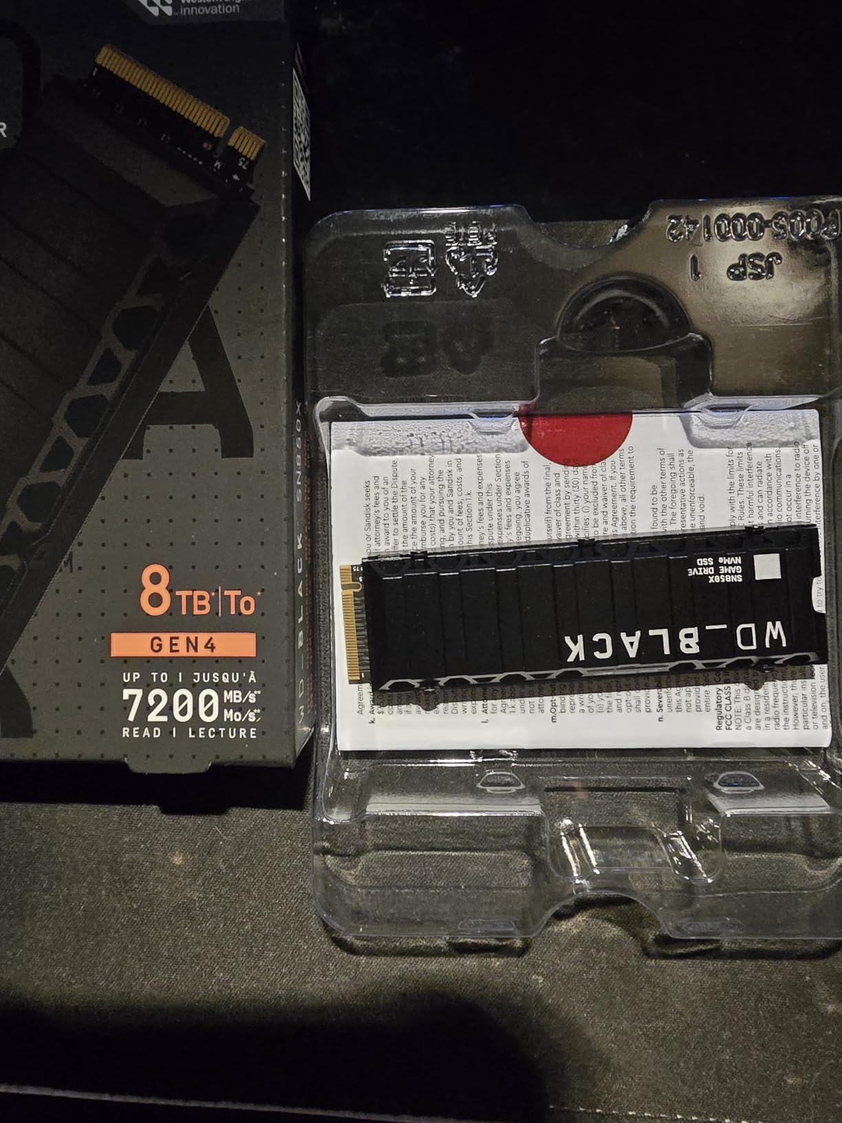 WD_Black SN850X 4TB NVMe SSD with Heatsink - M.2 2280, Up to 7,300 MB/s Read speeds, Up to 6,300 MB/s Write speeds, Gaming Expansion, High Performance Internal Solid State Drive - WDS400T2XHE customer photo 1