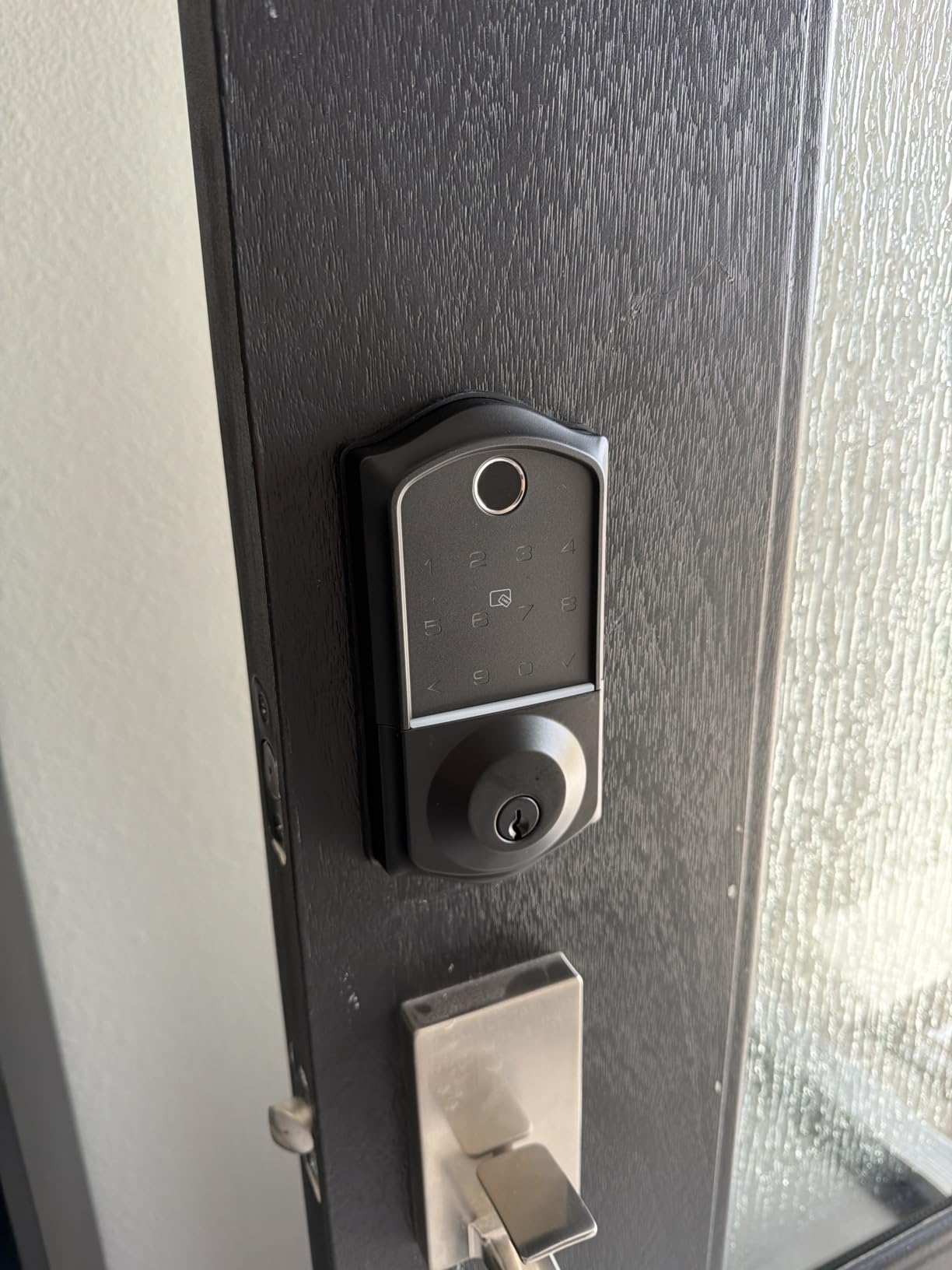 Veise VE017 Fingerprint Smart Door Lock with App Control, Matte Black | 8-in-1 Keyless Entry, Remote User Management, Auto Lock, Electronic Touchscreen Keypad, USB-C Port, Deadbolt for Front Door customer photo 2