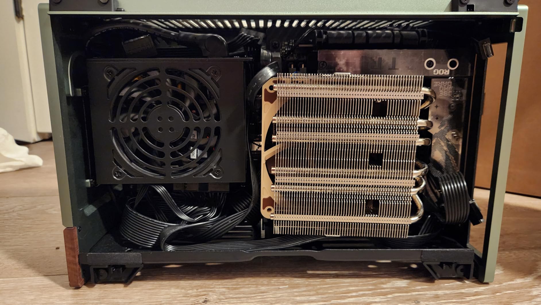 ASUS ROG STRIX X870-I GAMING WIFI AMD AM5 X870 Mini ITX motherboard 10+2+1 power stages, Dynamic OC Switcher, Core Flex, DDR5 AEMP, WiFi7, 2x M.2, PCIe 5.0, Q-Release Slim, USB4, AI OCing & Networking customer photo 1