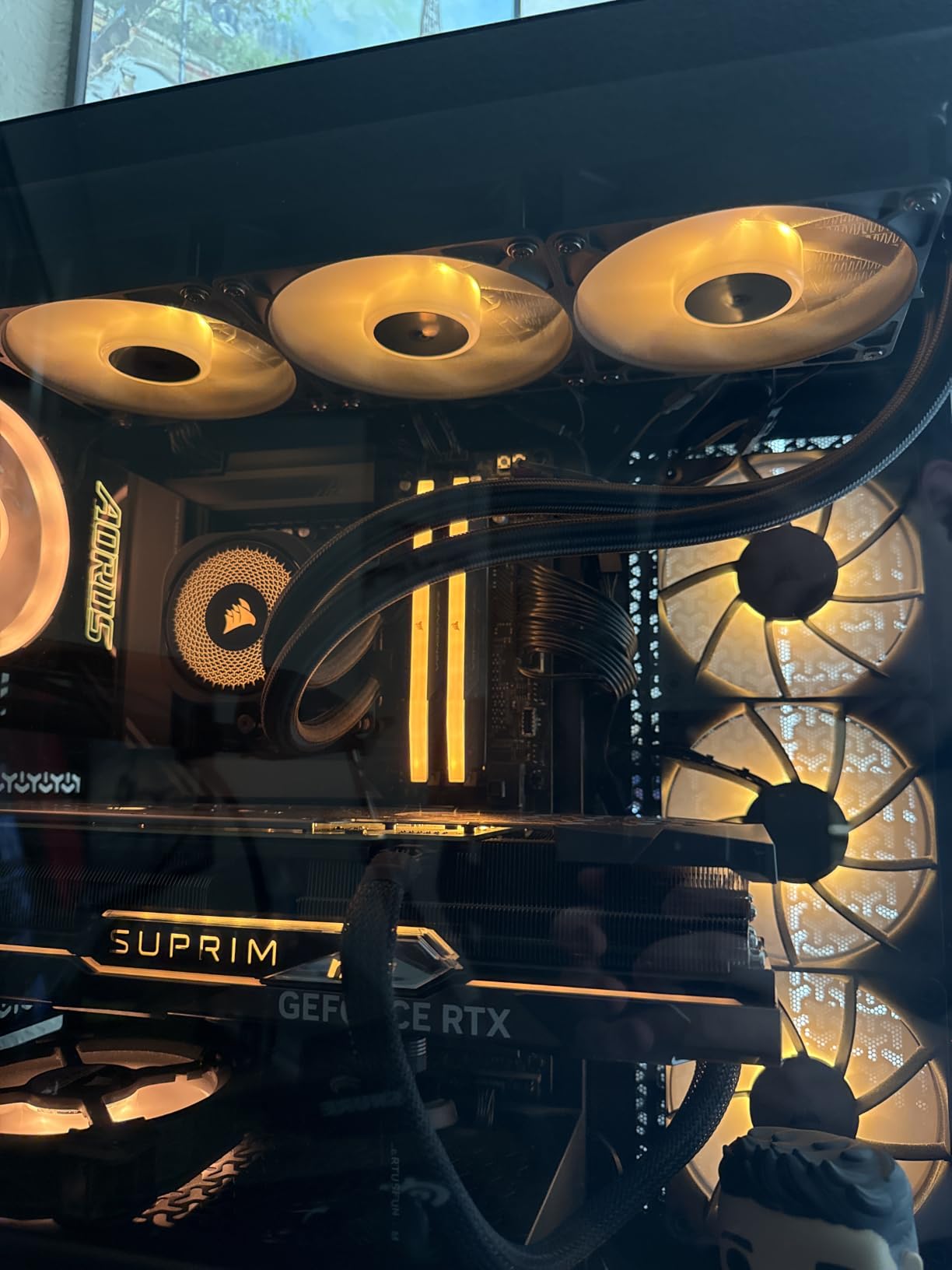 CORSAIR Nautilus 360 RS ARGB Liquid CPU Cooler, 360mm AIO, Low-Noise, 3X RS120 ARGB Fans, White customer photo 2