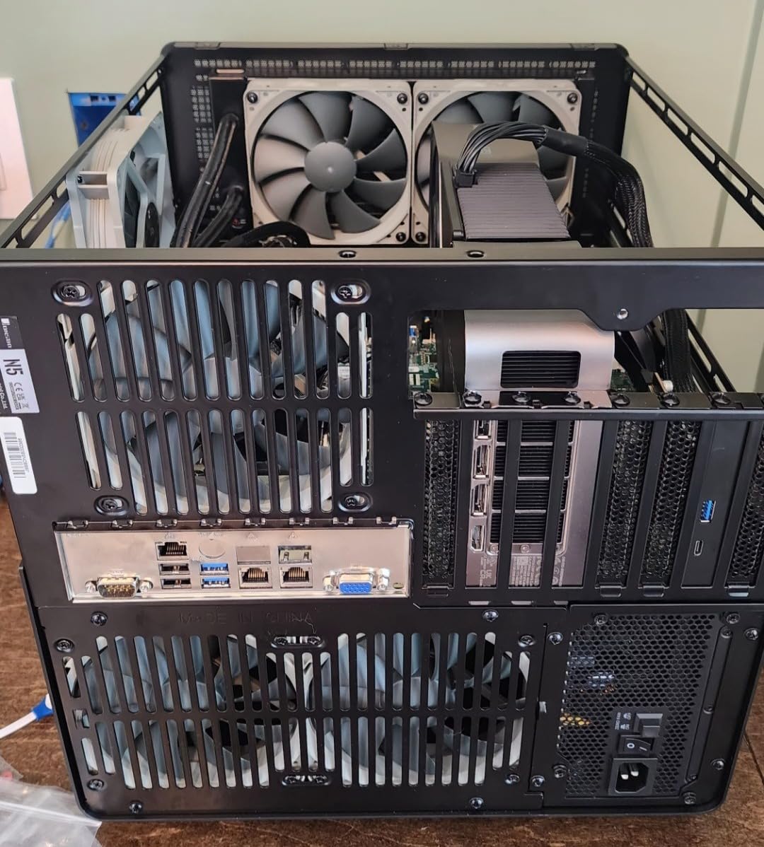 JONSBO N5 NAS Pc Case, E-ATX, 12HDD+4SSD Drive Bay GPU HP Host, Supports Max. 4 GPU, E-ATX(330mm) MB/ATX PSU Supports, with 3 Fans Built-in, 8 Slots PCI, Solid Wood Veneer Computer Case, Home Server customer photo 2