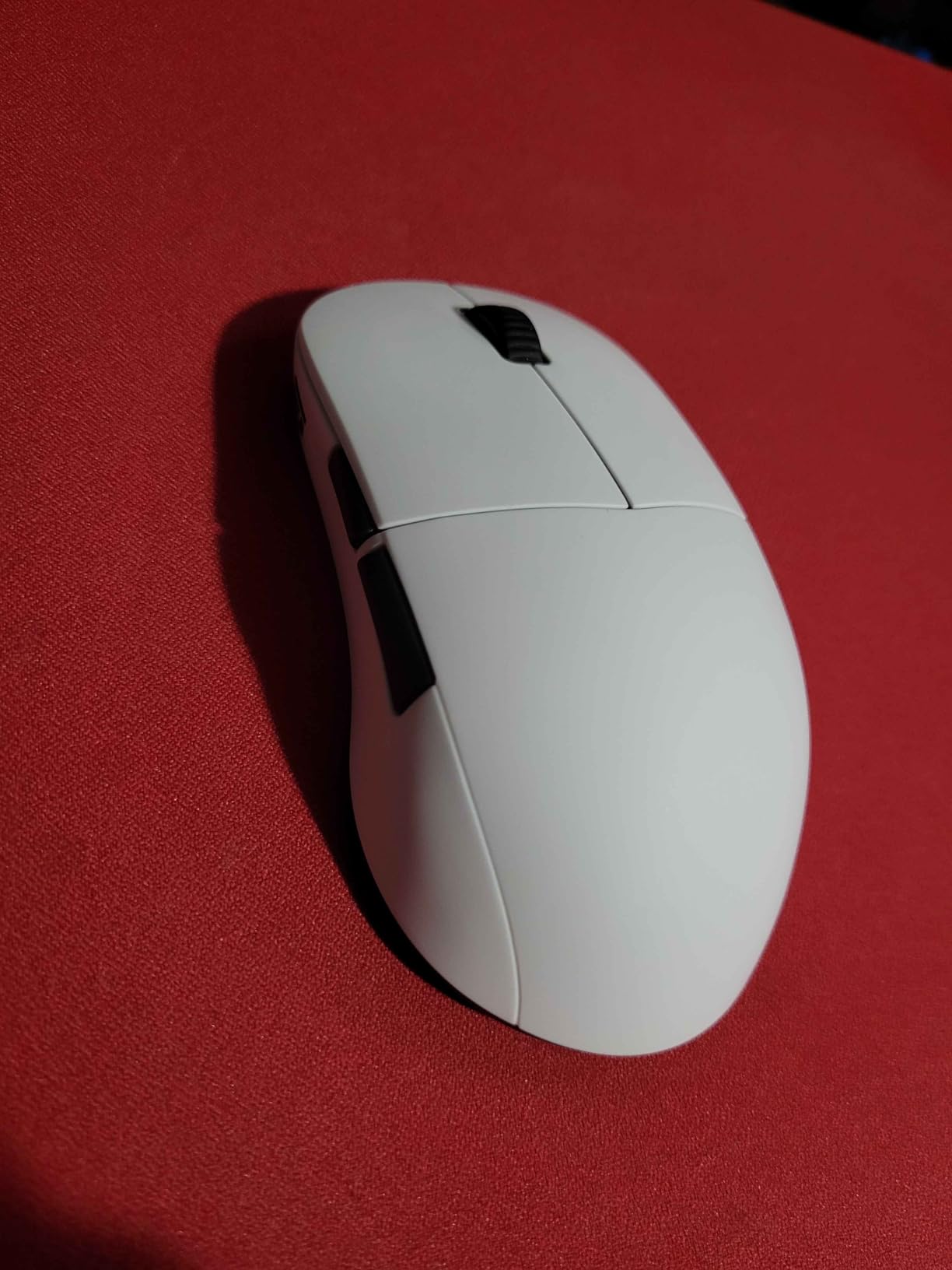 ENDGAME GEAR XM2 8k Gaming Mouse, 52g, PAW3395 Sensor, 8000Hz customer photo 1