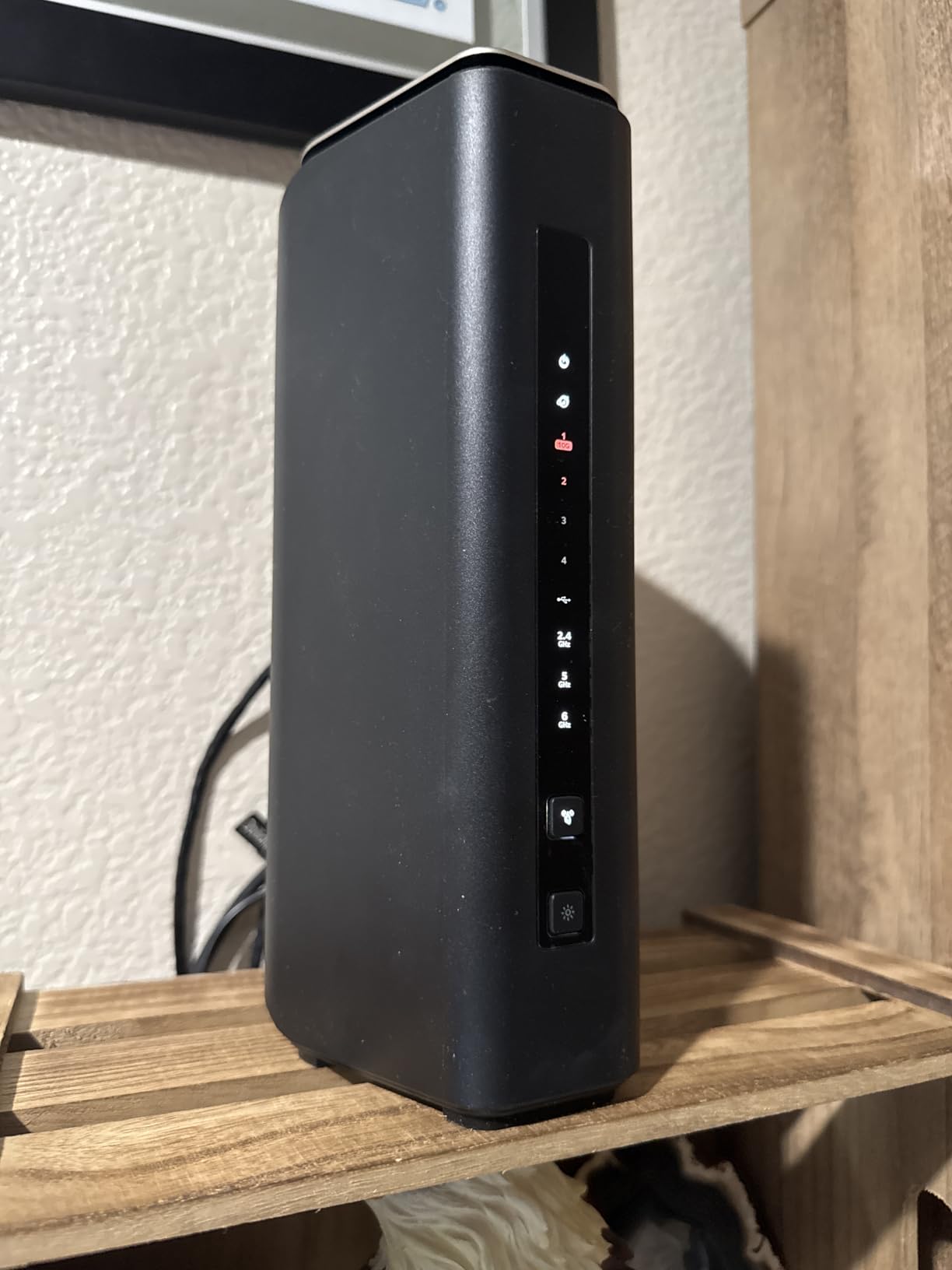 NETGEAR Nighthawk Tri-Band WiFi 7 Router (RS600) - Router Only, BE18000 Wireless Speed (up to 18 Gbps) - 10 Gig Internet Port - Covers up to 3,300 sq. ft., 150 Devices - Free Expert Help customer photo 1