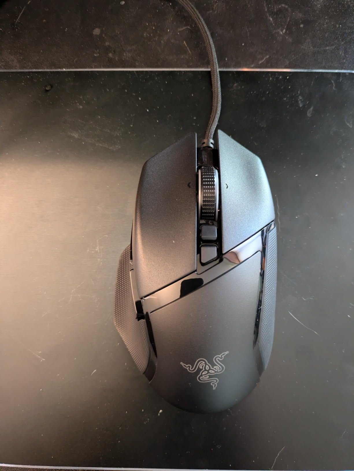 Razer Basilisk V3 35K Wired Ergonomic Gaming Mouse : HyperScroll Tilt Wheel - 35K DPI Optical Sensor Gen 2-13 Customizable Controls - Chroma RGB - Optical Switches Gen 3 - Speedflex Cable customer photo 2