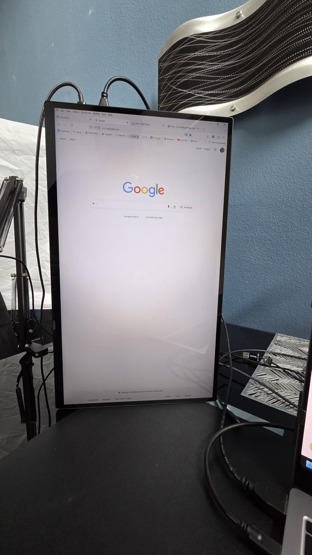 UPERFECT QLED 24