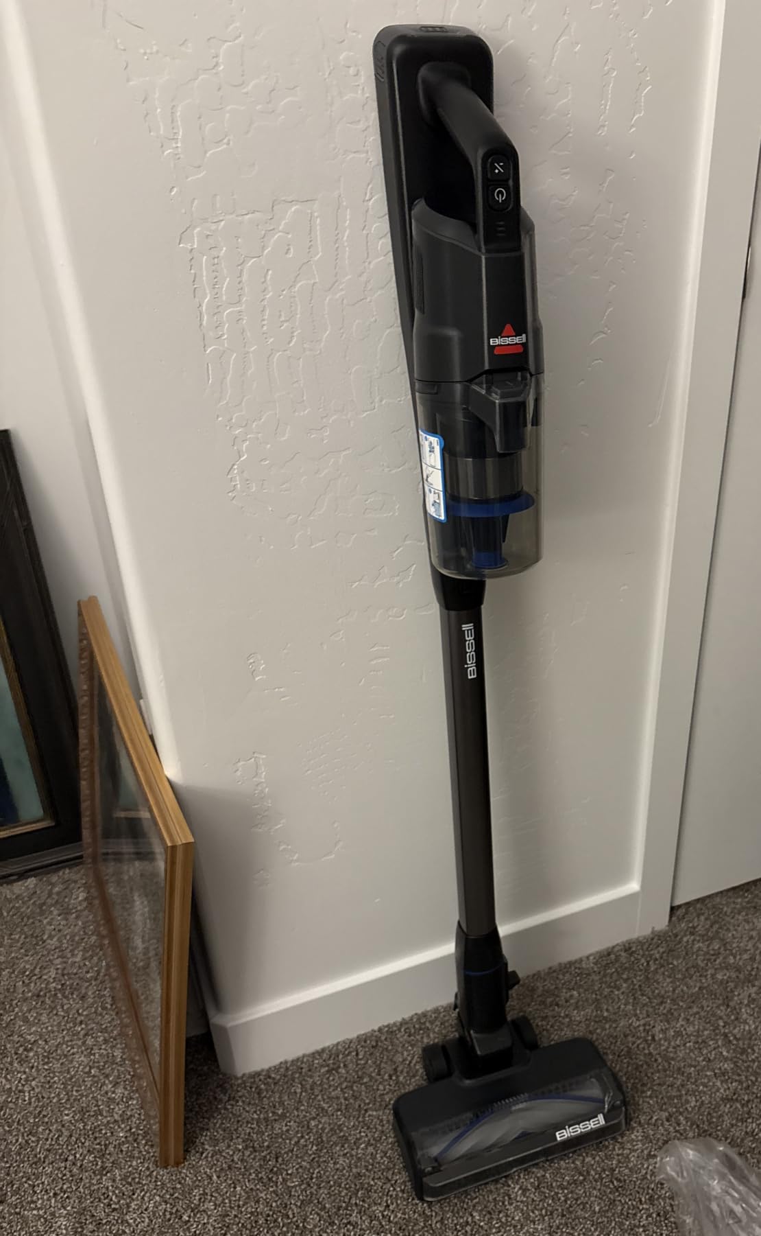 Bissell PowerClean FurGuard 280W Self-Standing Cordless Vacuum, 4039 | Self-cleaning brush roll; wall mount; removable battery; upholstery tool; 280W strong suction customer photo 2