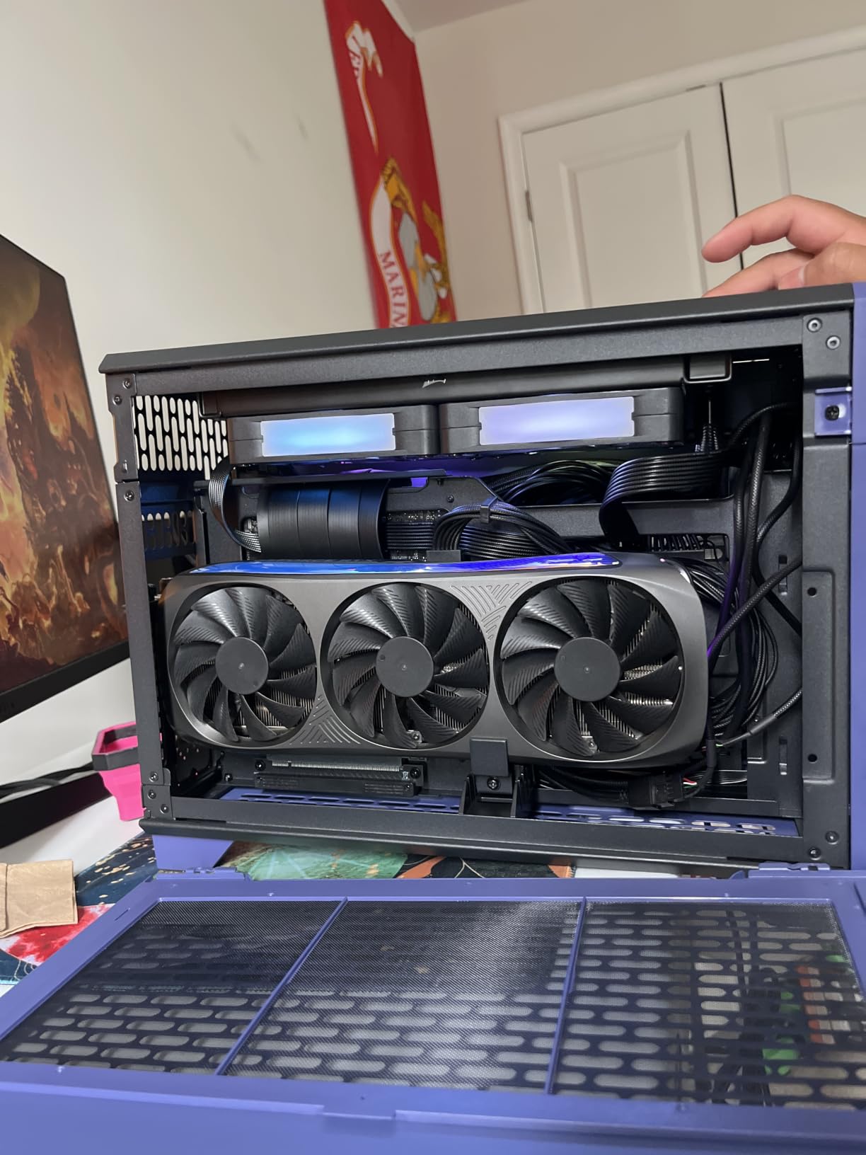 Thermaltake TR100 SFF Chassis; mITX Support; 18.9 Liters; PCIe 4.0 Riser Cable Included; 360mm GPU Clearance; 280mm Radiator Support; Removable PCIe Bracket; Hydrangea Blue; CA-11A-00SFNN-00 customer photo 2