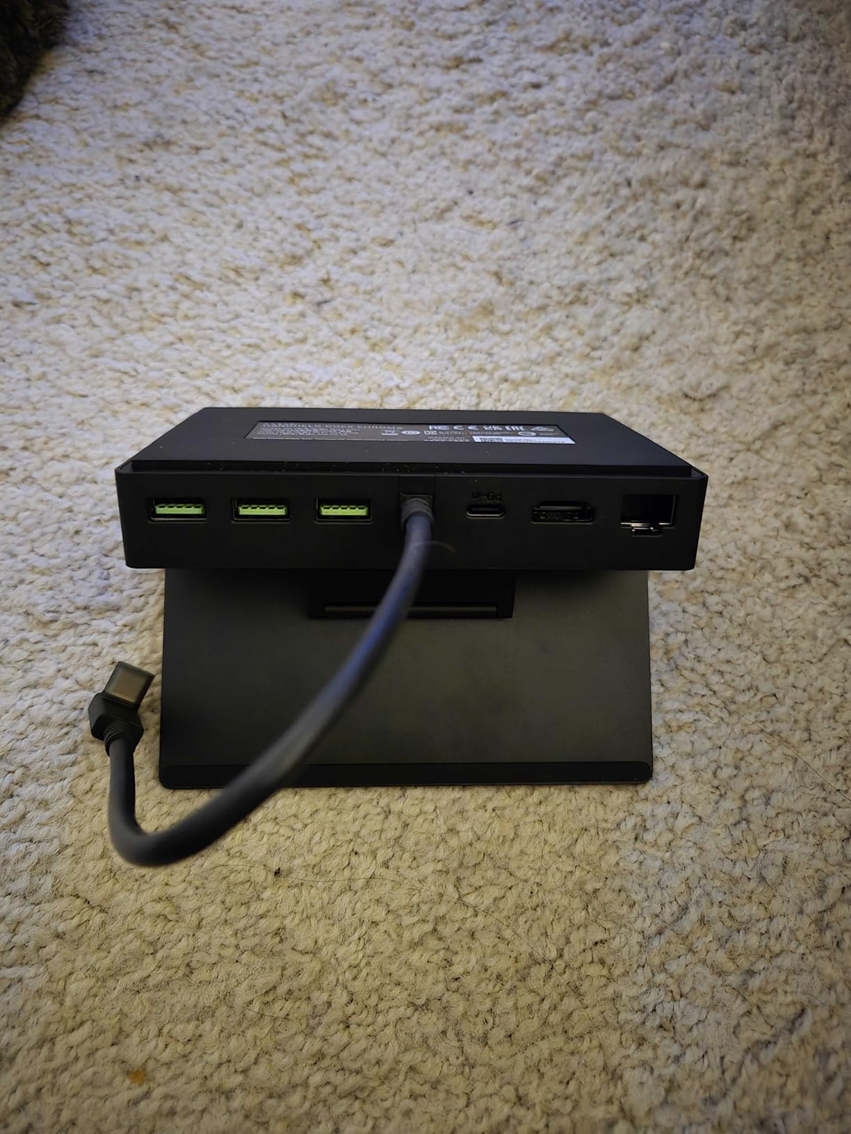Razer Handheld Dock Chroma, Charging Hub & Expand Connectivity, 100W | For Mobile Gaming & Tablets, Compatible with iPhone 16, Steam Deck, ROG Ally, Switch & More, USB-C, USB-A (3), HDMI, GbE customer photo 1