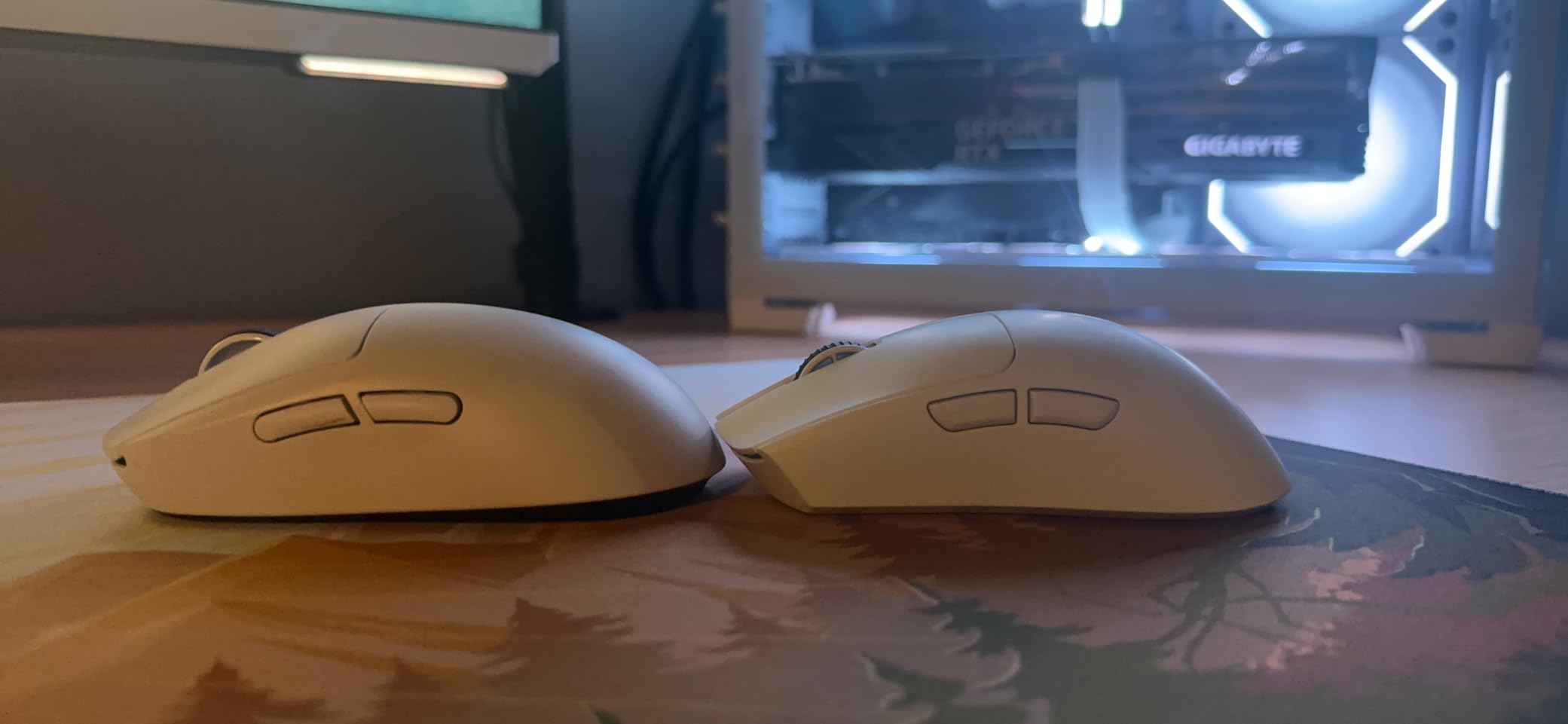 Razer Viper V3 Pro 8KHz Wireless Esports Gaming Mouse, Faker Edition customer photo 1