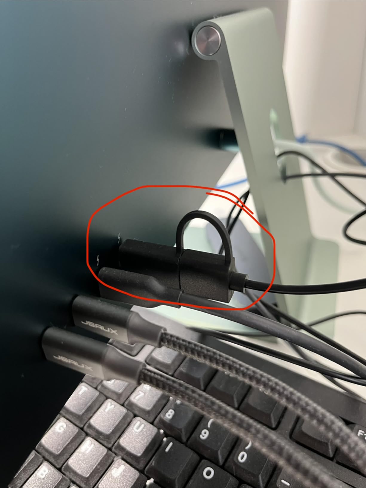 Computer Speakers for Desktop PC Monitor, USB Plug-in, Wired, Computer Soundbar for PC, Laptop Speakers with Adaptive-Channel-Switching, Loud Sound, Deep Bass, USB C Adapter, Easy to Clip on Monitor customer photo 1