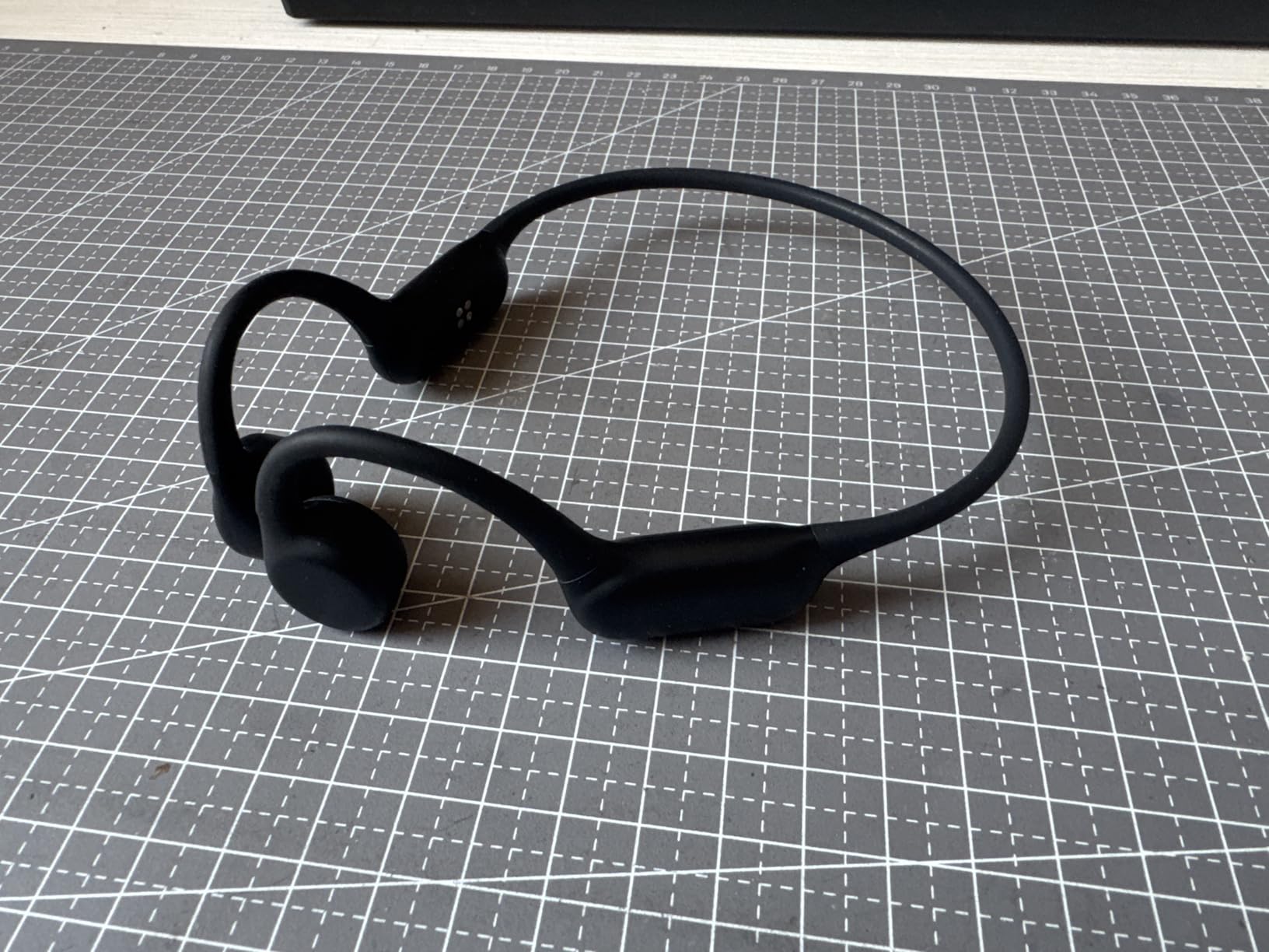 PSIER Bone Conduction Headphones, IPX8 Waterproof Swimming Headphones | Open Ear Earbuds with 32GB Memory, Switch to MP3 Mode Underwater, AI Music Generation, 8H Playtime Bluetooth 6.0 for Running customer photo 1