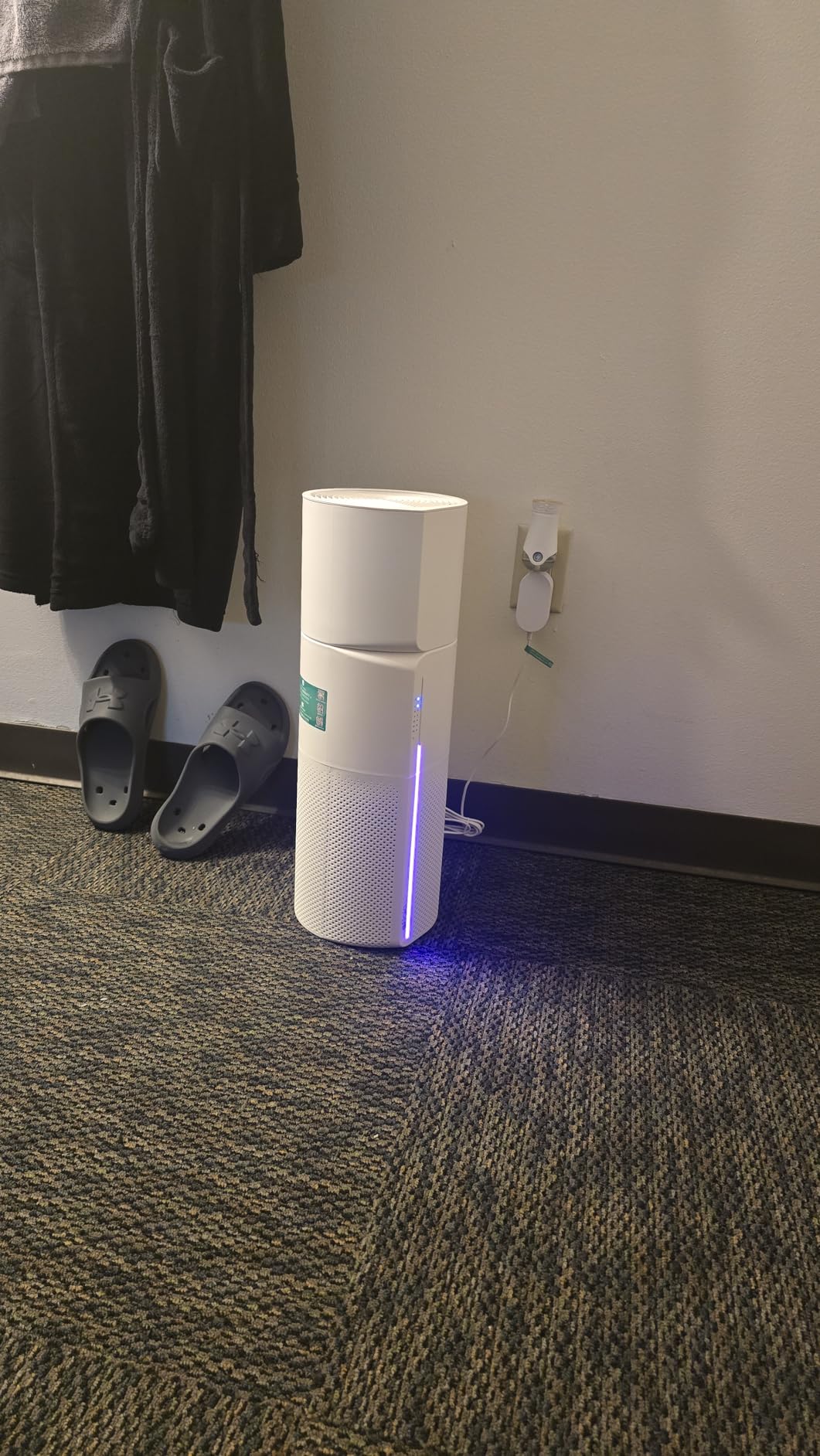 Afloia 2 IN 1 Air Purifier and Humidifier Combo, 3-Stage Filtration, MIROPRO | Advanced 3-stage filtration and mist-free humidification with a washable filter, quiet operation, and ambient 7-color light customer photo 1