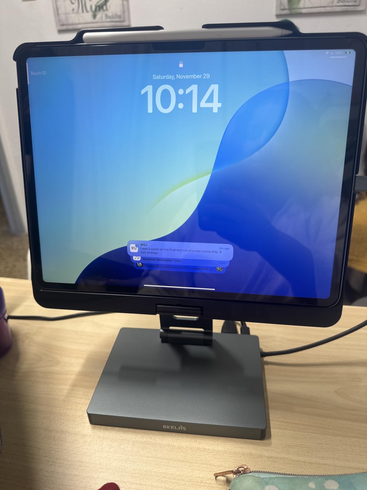 iPad Pro USB C Hub Stand, Adapter for iPad Pro M5 M3 M4 13 12.9 11 Inch iPad Air Docking Station 4K 60Hz HDMI, SD/TF Card Reader, 3 USB 3.0 Port, 3.5mm Audio, iPad mini A16 Galaxy Tablet Dock customer photo 1