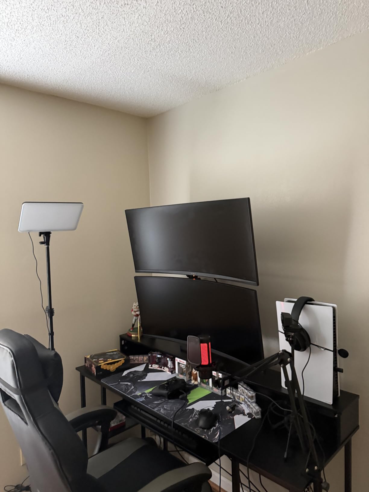 ASUS TUF Gaming 34-inch 1440P Ultrawide Curved Monitor - 250Hz, 0.5ms, FastIPS, FreeSync Premium, Extreme Low Motion Blur, Display HDR400, 95% DCI-P3 customer photo 1