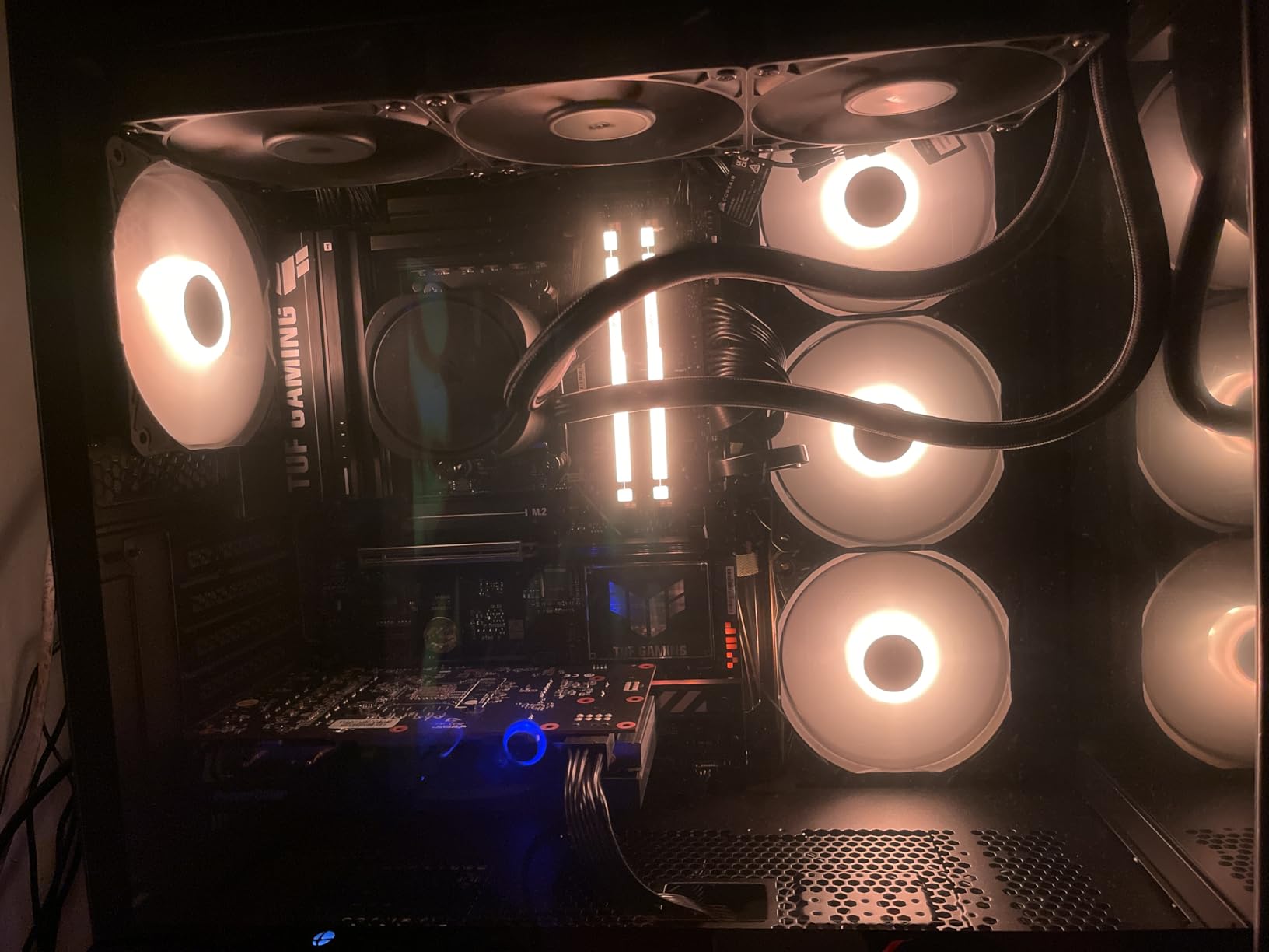 TUF Gaming B650E-PLUS WiFi AMD B650 ATX Motherboard, 12+2+1 80A DrMOS Power Stages, DDR5, PCIe 5.0 Ready, 3X M.2, Wi-Fi 6E, 2.5Gb LAN, DisplayPort, HDMI, USB Type-C, BIOS Flashback, Aura Sync customer photo 2