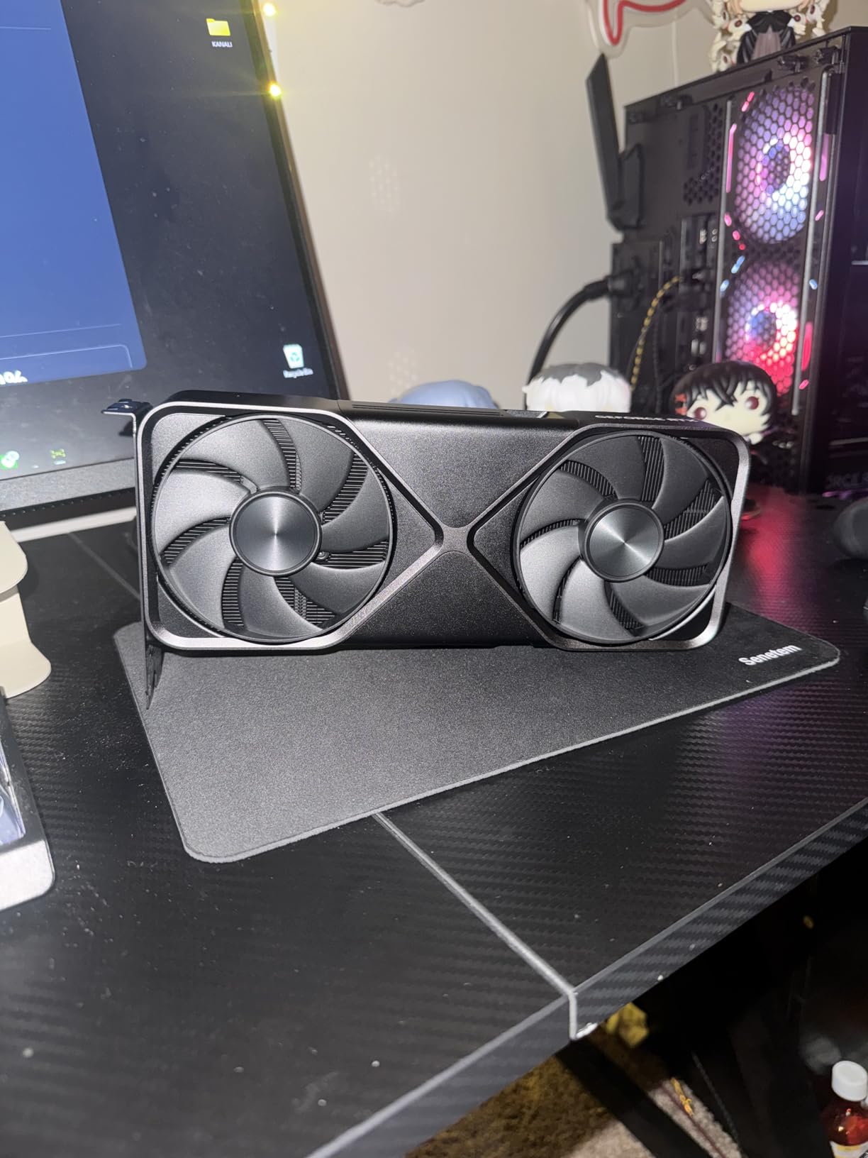 NVIDIA GeForce RTX 5070 12GB GDDR7 Graphics Card customer photo 1