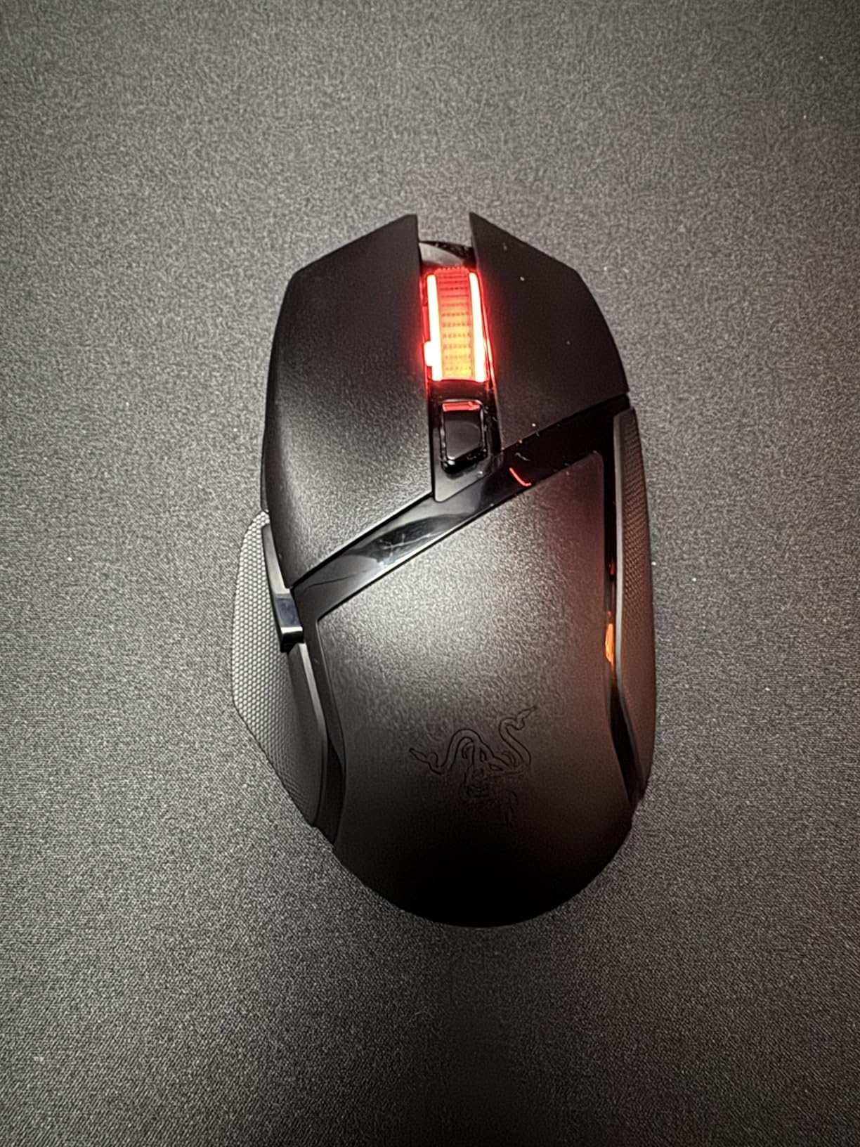 Razer Basilisk Mobile Portable Ergonomic Wireless Gaming Mouse | HyperScroll, Optical Switches Gen-3, 2.4 GHz, Bluetooth, USB C customer photo 1