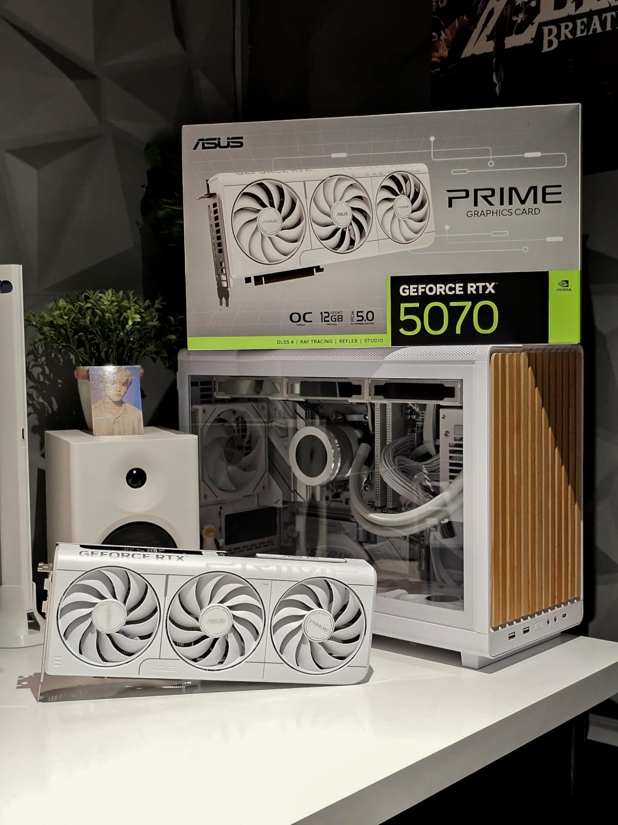 ASUS SFF-Ready Prime NVIDIA GeForce RTX 5070 White OC Edition Graphics Card (PCIe 5.0, 12GB GDDR7, HDMI/DP 2.1, 2.5-Slot, Axial-tech Fans, Dual BIOS), 3 Year Warranty customer photo 2
