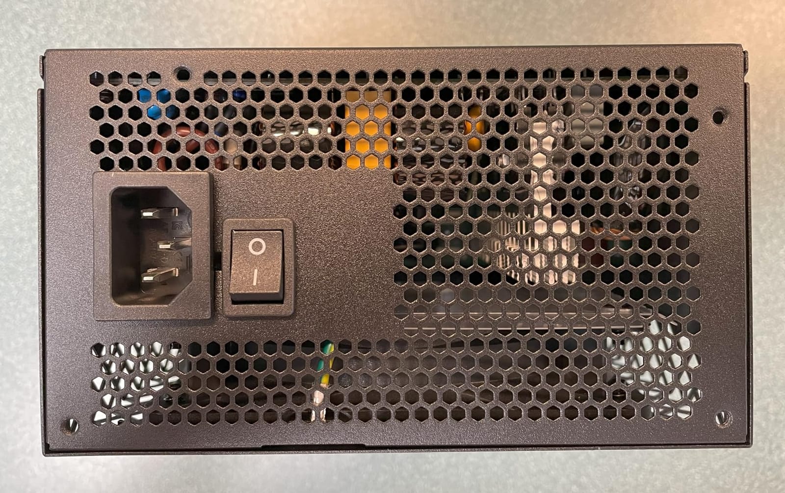 Rosewill VMG 750W 80+ Gold, ATX 3.0 & 3.1 Compatible, Full Modular Low-Noise Power Supply, PCIe 5.1 12V-2x6 Connector, 100% Japanese Electrolytic Capacitor, 120mm FDB Silent Fan - 5 Year Warranty customer photo 2