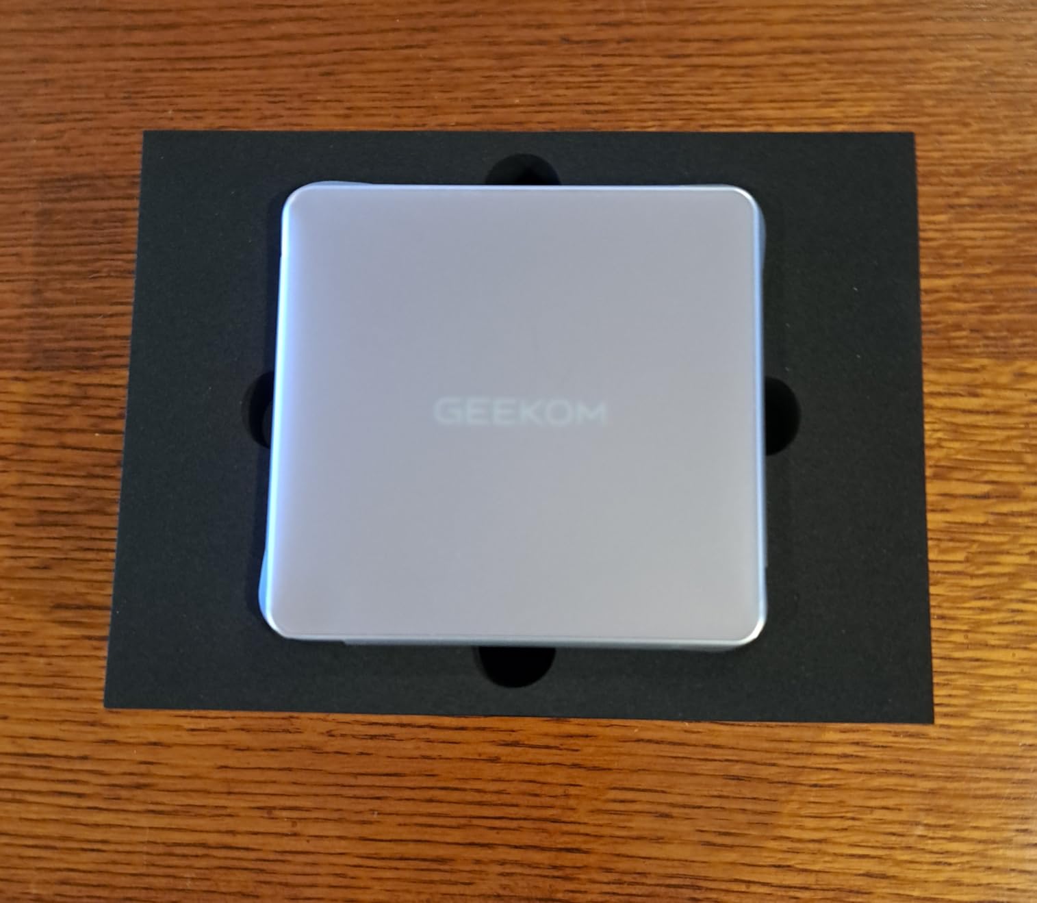 GEEKOM A5 Mini PC, Home Office & Media Server Desktop Computer, AMD Ryzen 5 7430U, 16GB RAM(Upgradable) 1TB M.2 NVMe SSD, Windows 11 Pro, Support 8K/Wi-Fi 6/USB 3.2/SD Slot/6x USB, 3-Year Coverage customer photo 2
