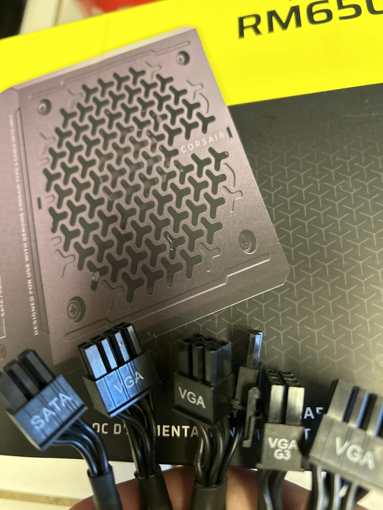 CORSAIR RM650e ATX 3.1 PCIe 5.1 Ready Fully Modular 650W Power Supply - 12V-2x6 Cable Included, Cybenetics Gold Efficiency, 105°C-Rated Capacitors, Modern Standby Mode - Black customer photo 2