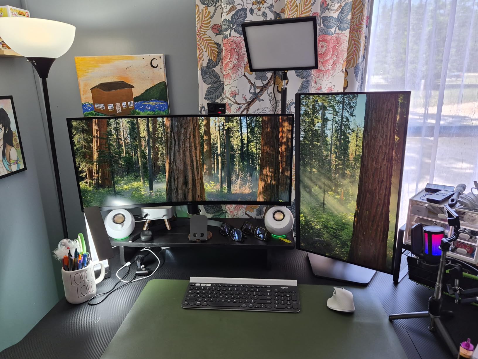 LG 27G610A-B 27-inch Ultragear QHD (2560 x 1440) IPS Gaming Monitor, 200Hz, 1ms, AMD FreeSync Premium, VESA DisplayHDR 400, HDMI, DisplayPort, Tilt/Height/Swivel/Pivot Stand, Black customer photo 1