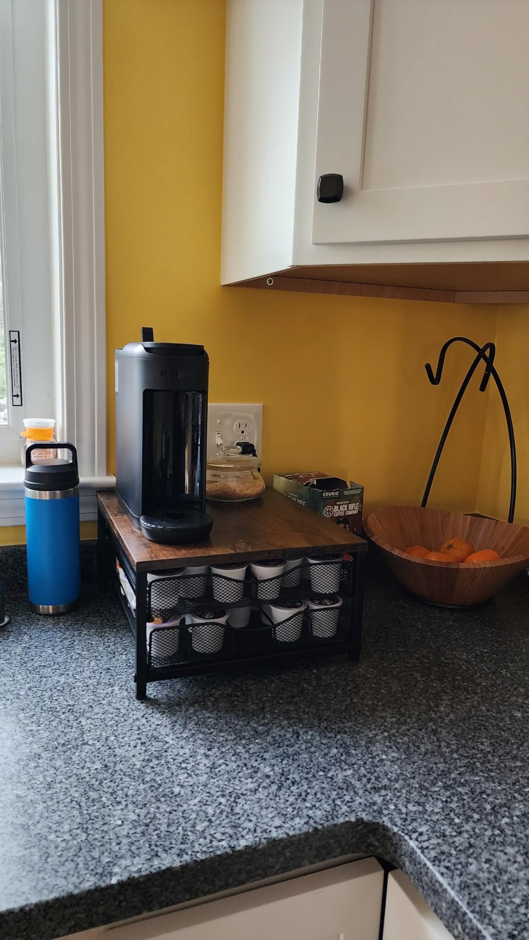 Keurig K-Mini Mate Single Serve K-Cup Pod Coffee Maker, Brews Up to 12 oz Cup, Compact Portable Coffee Machine for Small Spaces, Great for Dorms & Offices, Black customer photo 1