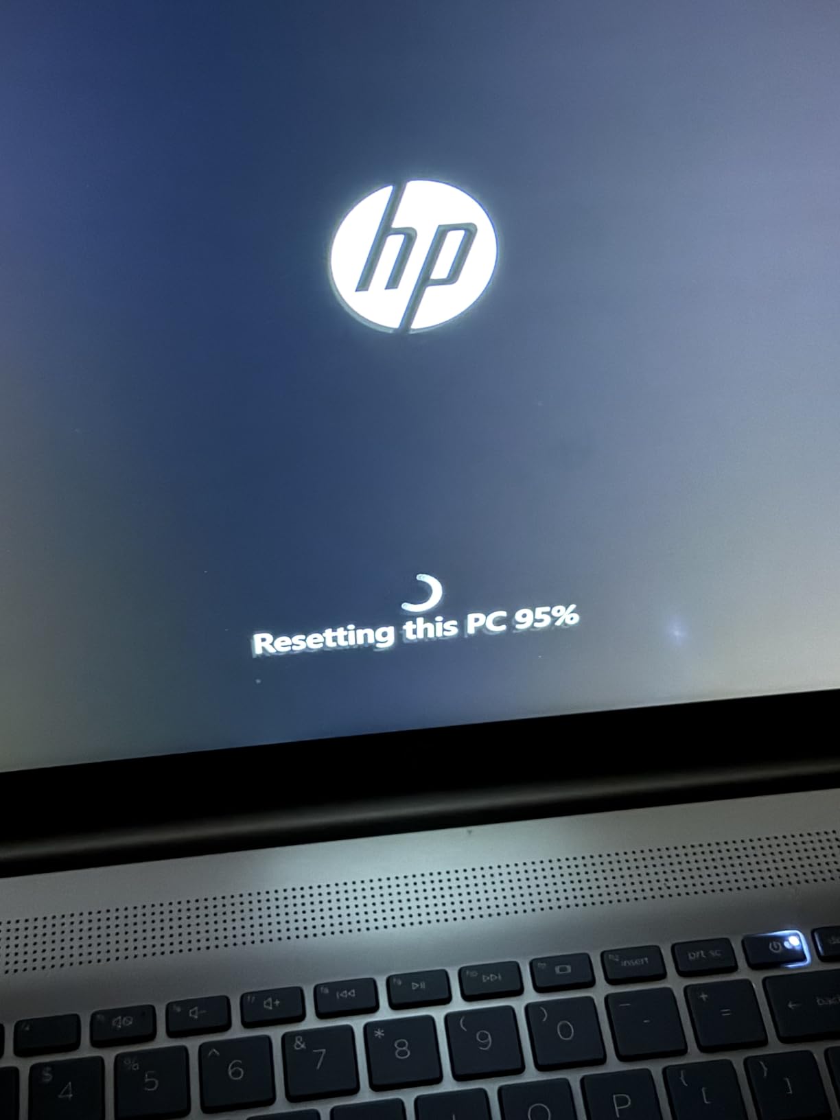 HP 17.3
