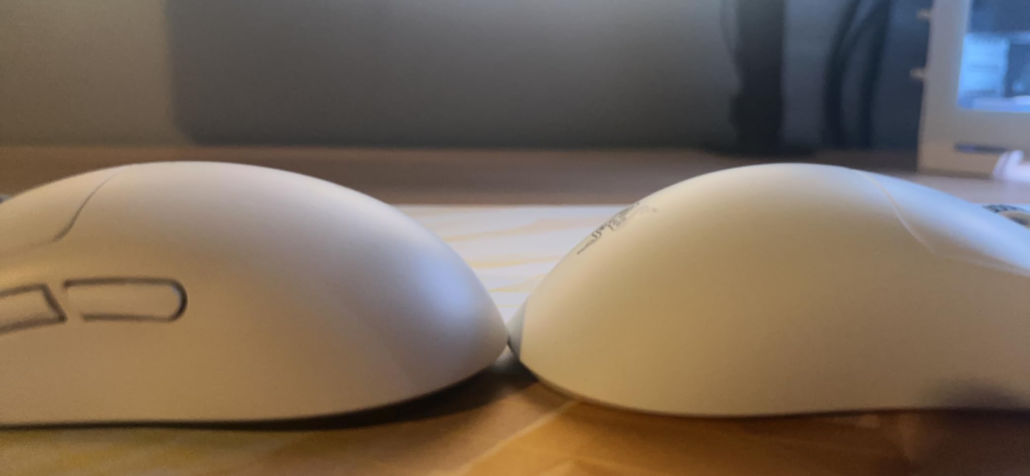 Razer Viper V3 Pro 8KHz Wireless Esports Gaming Mouse, Counter-Strike 2 Edition customer photo 2