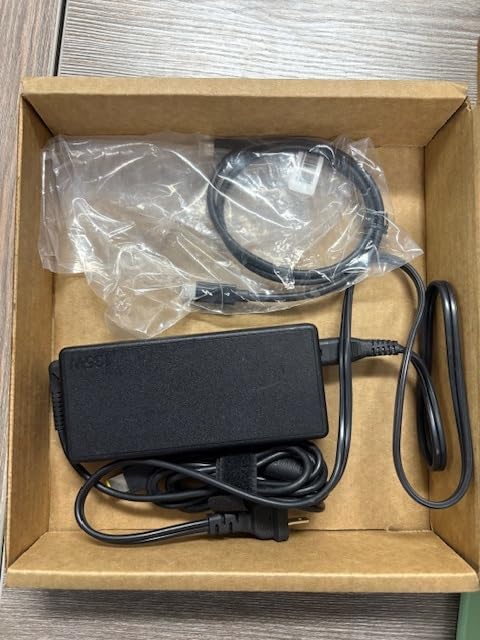 Lenovo ThinkPad Thunderbolt 4 Smart Dock Gen 2 7500, Multiple Display Support, Integrated 1M Thunderbolt 4 Cable, Remote Hardware Management, 40Gbps Data Speed, 100W Power Delivery, Black customer photo 2