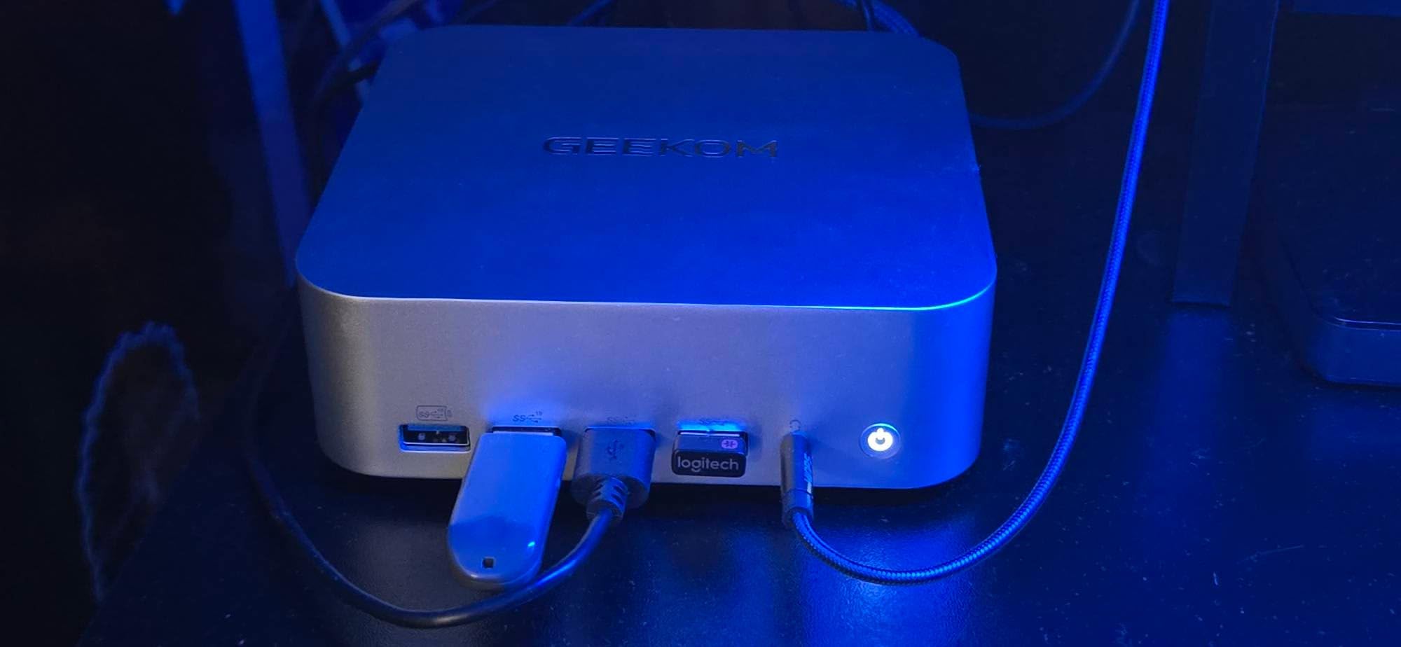 GEEKOM A7 MAX Mini PC AMD Ryzen 9 7940HS, 16GB DDR5 1TB SSD (Expandable), Radeon 780M, AI Desktop Computer for Creator & Office customer photo 1