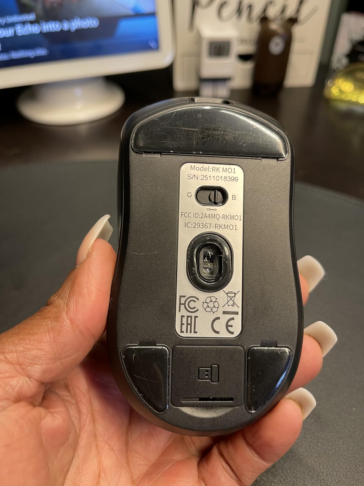 RK ROYAL KLUDGE MO1 Wireless Mouse, 55g Ultra-Lightweight Computer Mice, 6 Programmable Buttons, Quiet Click, 2.4GHz/Bluetooth/Wired, 6000 DPI Optical Sensor, Black customer photo 1