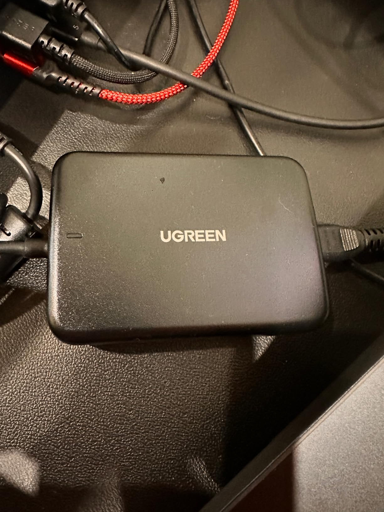 UGREEN Maxidok Thunderbolt 5 Docking Station, Triple 4K@60Hz, 4xTBT5 Port, 140W PD, Single 8K/Dual 6K, 2.5GbE, SD/TF 312MB/s customer photo 2
