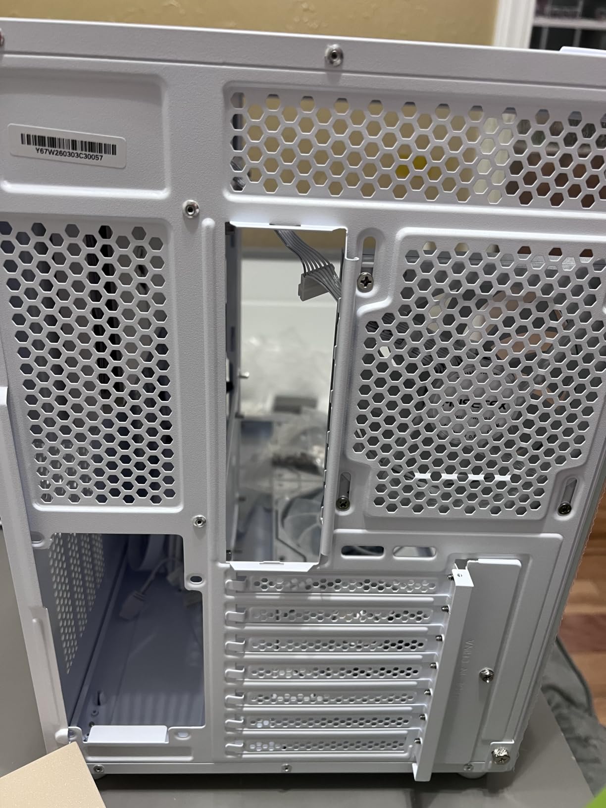 MUSETEX Y6 PC Case, Pre-Installed 7 Infinity Mirror PWM ARGB Fans, ATX Mid Tower Computer Case, Gaming PC Case with Type-C, 270 Full View Tempered Glass, White customer photo 2