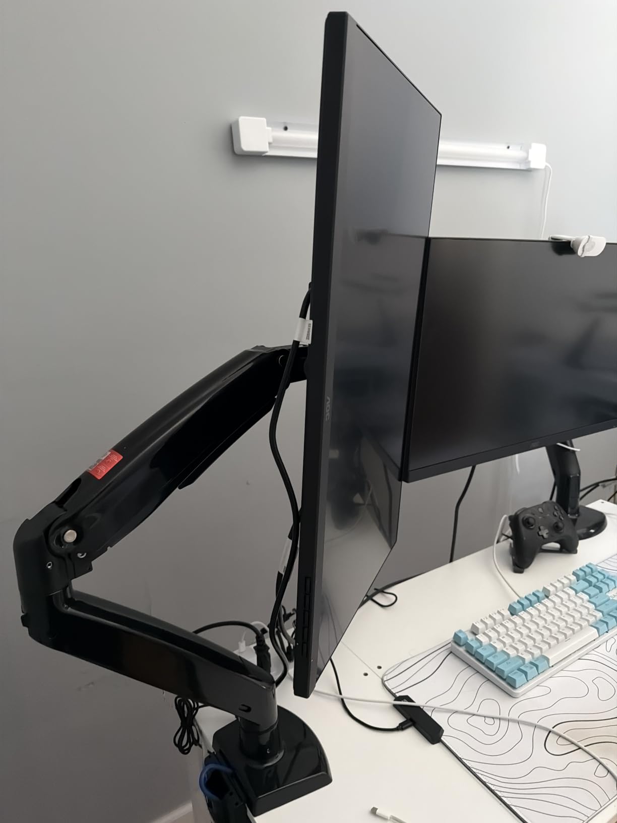 ErGear Heavy Duty Monitor Arm for 13-49