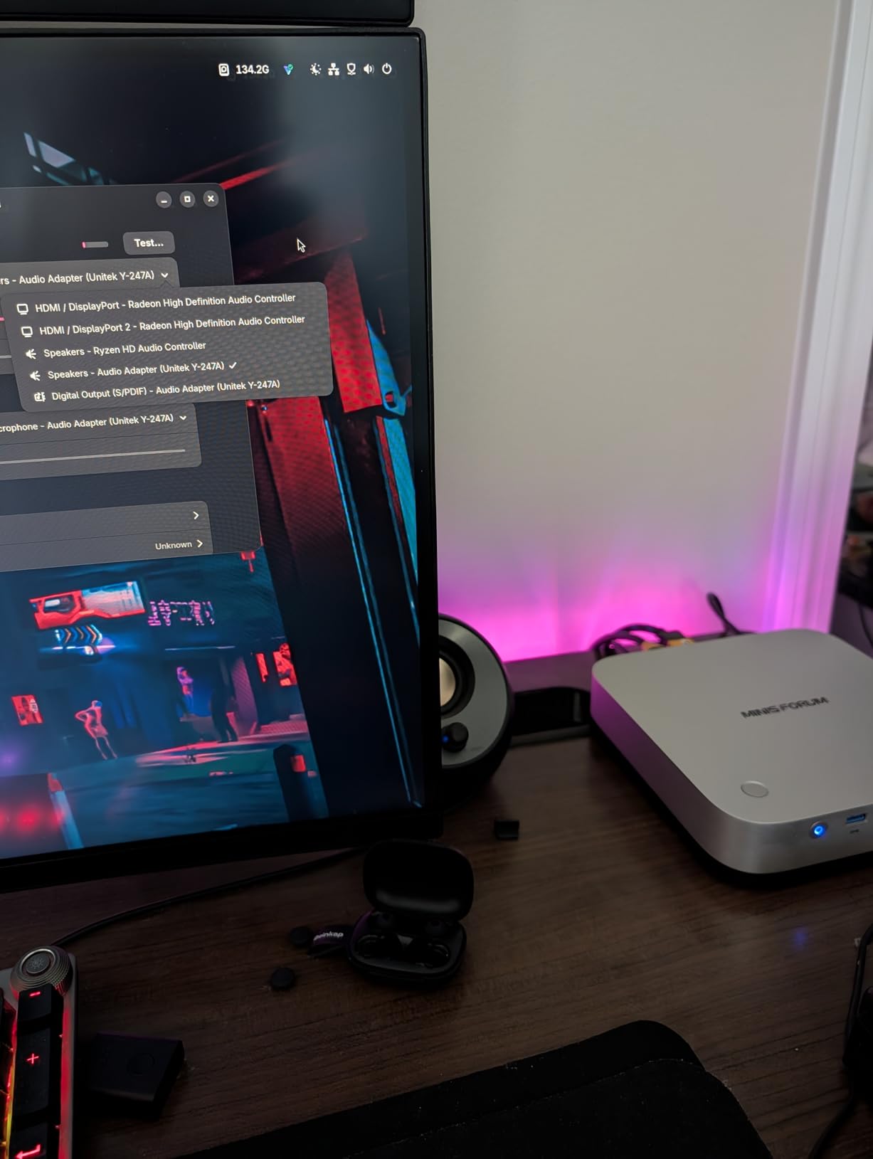 MINISFORUM AI X1 Pro-470 Mini PC, AMD Ryzen AI 9 HX470 (12C/24T, up to 5.2 GHz), Radeon 890M, 4K Quad-Display, Dual 2.5G LAN, Wi-Fi 7, Bluetooth 5.4, OCuLink(NO RAM/SSD/OS) customer photo 1