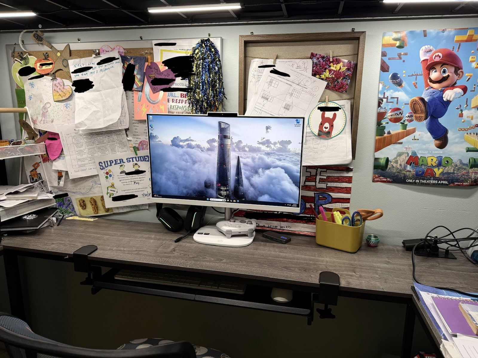 HP OmniStudio 23.8 inch All-in-One Desktop PC, FHD Display, AMD Ryzen 5 40, 8 GB RAM, 512 GB SSD, AMD Radeon Graphics, Windows 11 Home, Cotton White, 24-cv0002 (2026) customer photo 1