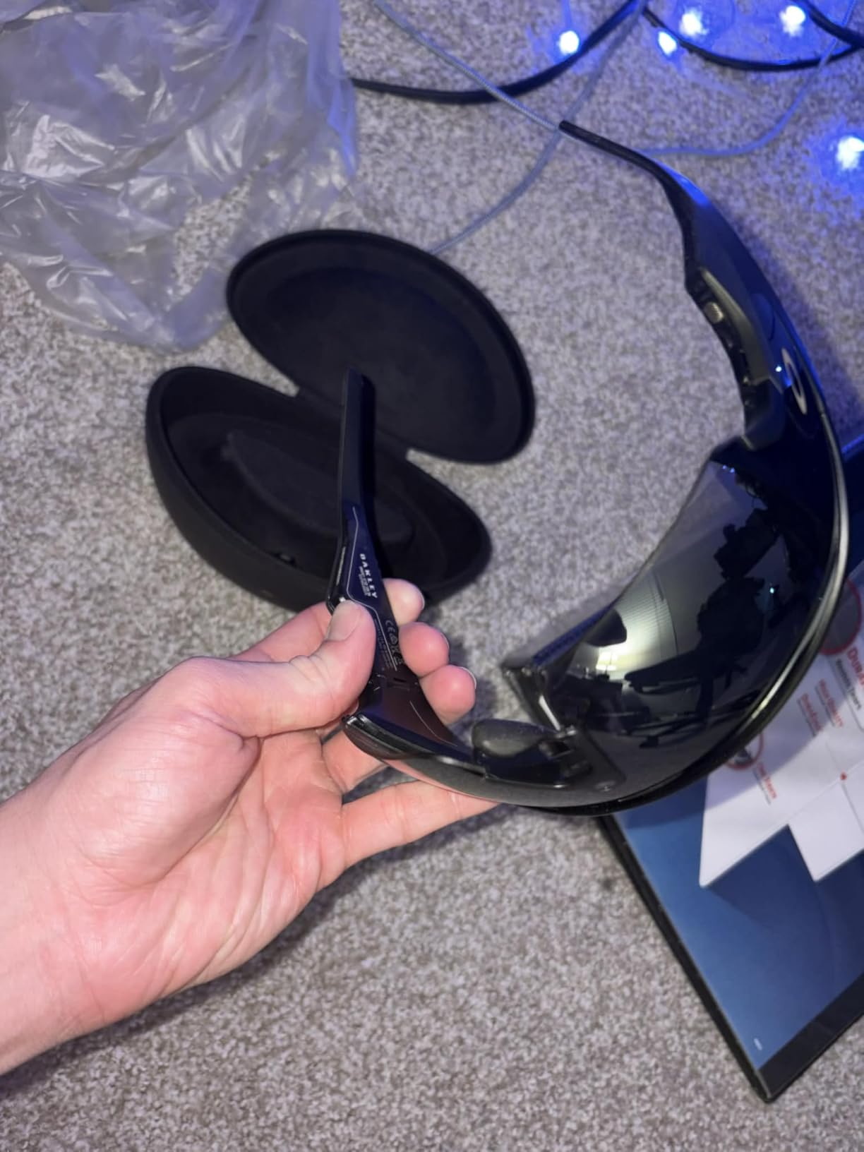 Oakley Vanguard Smart AI Glasses Black, Prizm Black customer photo 2