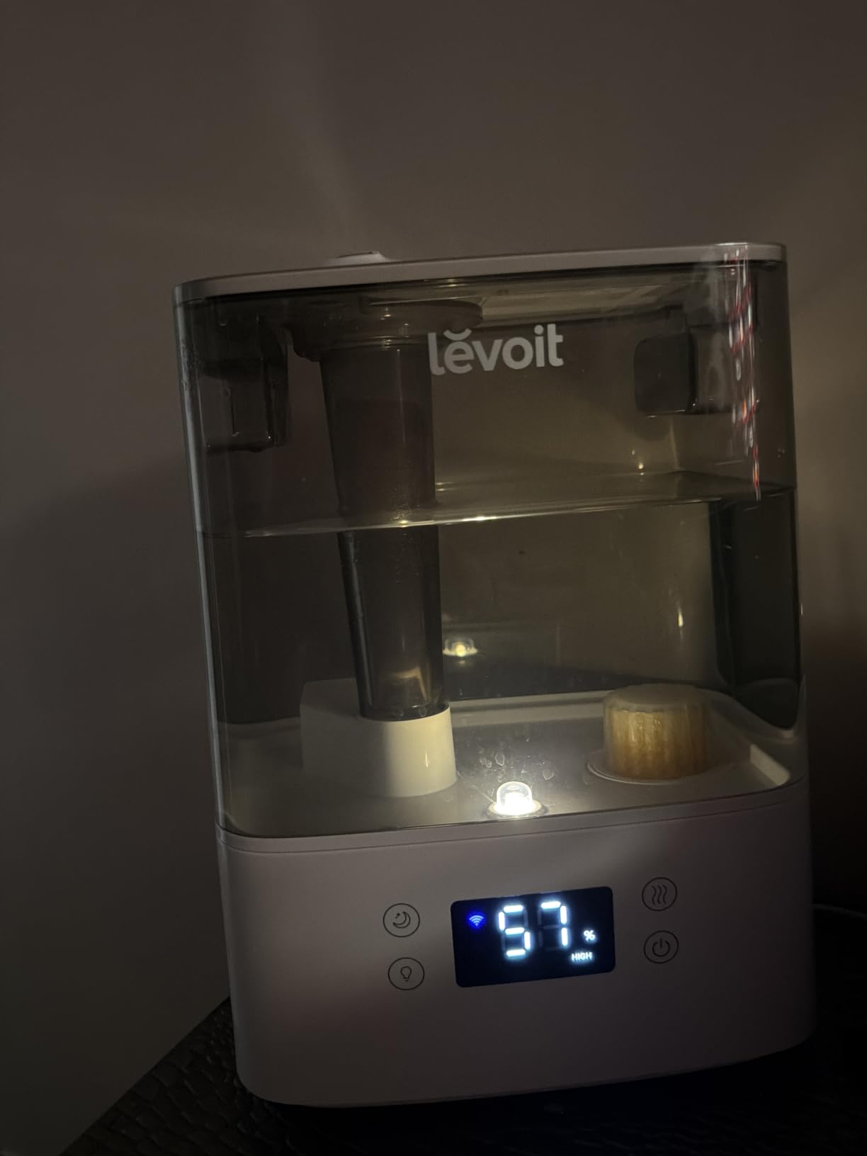 Levoit Humidifiers for Bedroom Large Room, 6.2L Tank, Smart App, Quiet 26dB | Top Fill Cool Mist Humidifier for Baby & Plants, Easy to Clean, 62H Runtime, Essential Oil, Precise Humidity Control customer photo 1
