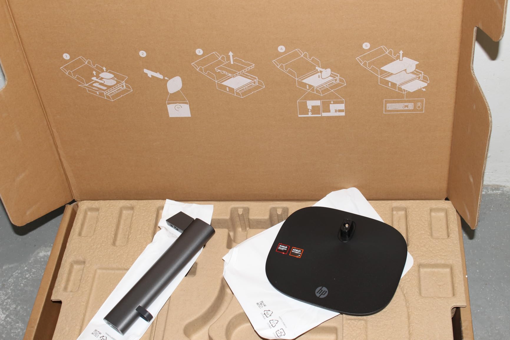 HP OmniStudio 27 inch All-in-One Desktop Next Gen AI PC, FHD Display, AMD Ryzen AI 7 445, 16 GB RAM, 512 GB SSD, AMD Radeon 840M Graphics, Windows 11 Home, Jet Black, 27-cw0102 (2026) customer photo 2