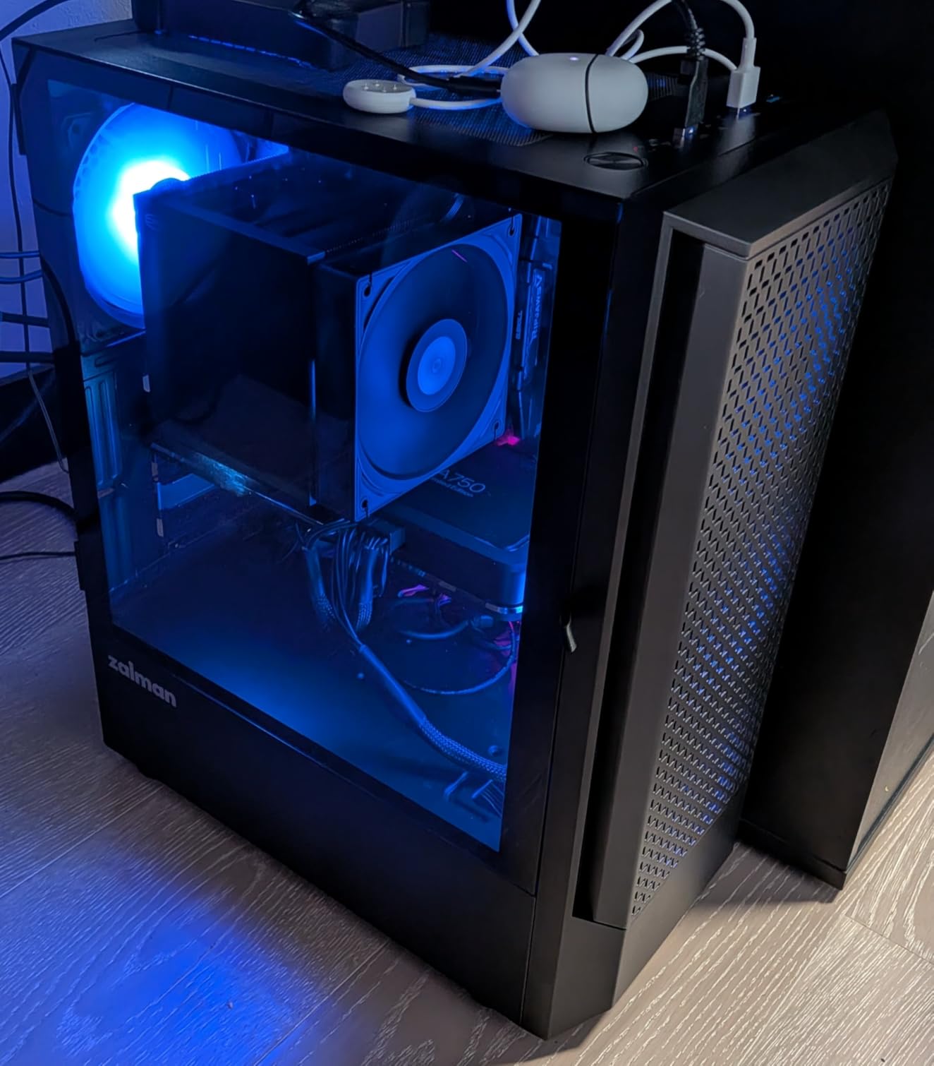 Zalman FIT Basic ATX Mid-Tower Desktop Computer Gaming PC Case | 1 x 120mm PWM Fan, High Airflow Mesh Front Panel, 360mm AIO Radiator Support customer photo 1