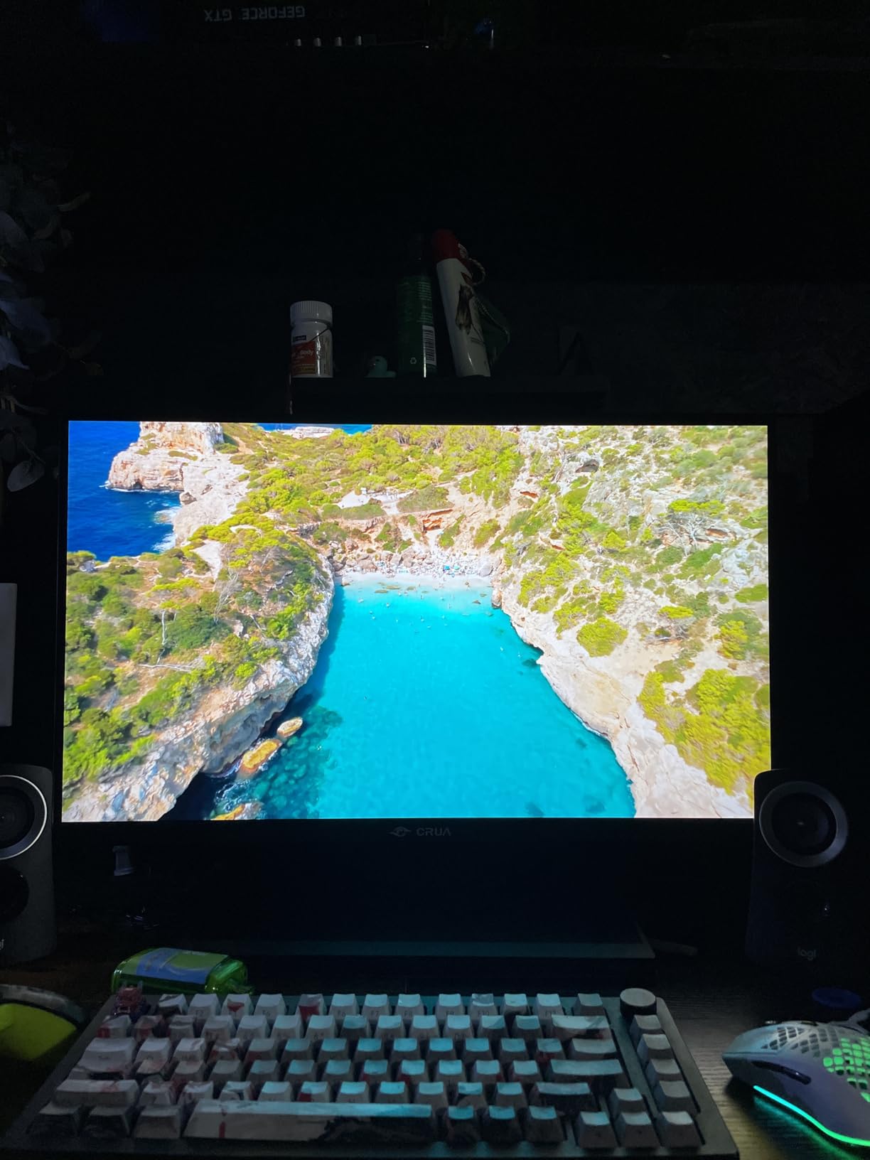 CRUA 34 Inch 165Hz UWQHD IPS Ultrawide Gaming Monitor, Speakers, PIP/PBP | 3440x1440, 21:9, FreeSync, 120% sRGB, HDMI 2.0, DP 1.4, Tilt Stand, 75x75 Mount for FPS, Racing, Trading, Streaming, PC Work customer photo 1