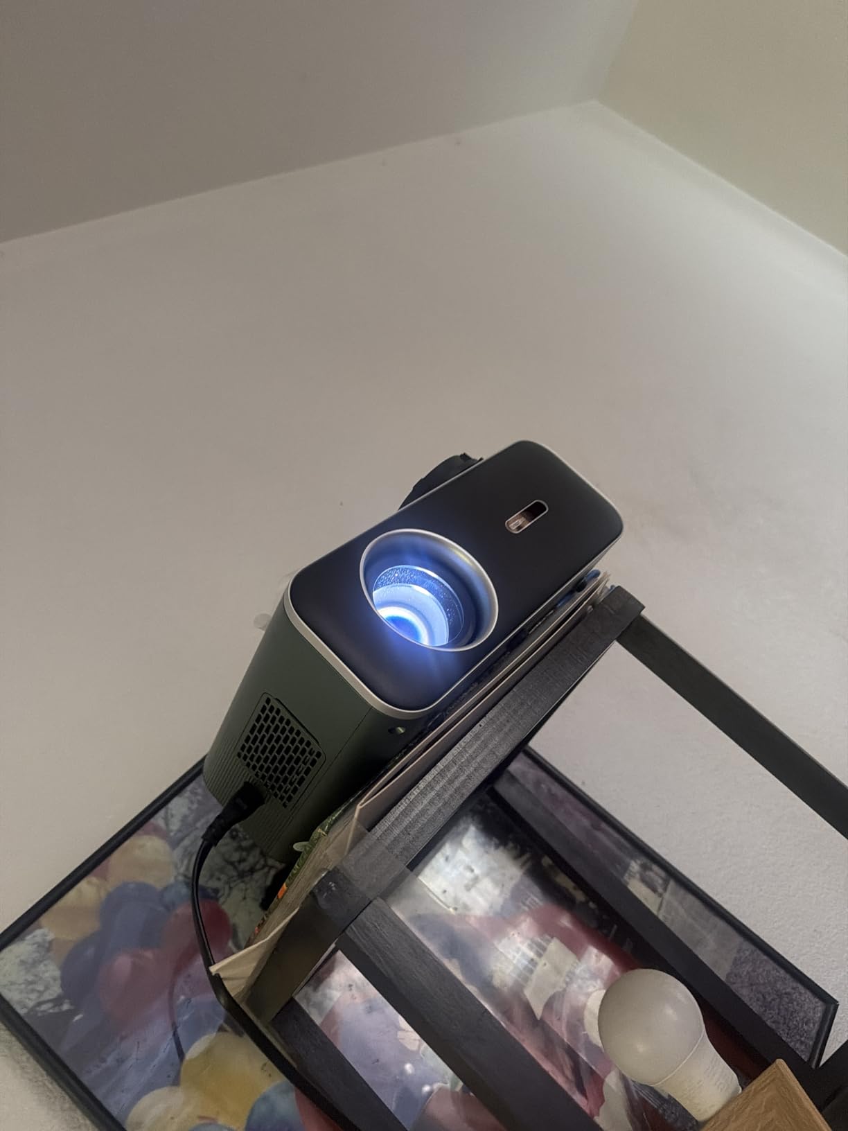 Roku TV 1080P FHD Mini Smart Projector with Wi-Fi and Bluetooth customer photo 1