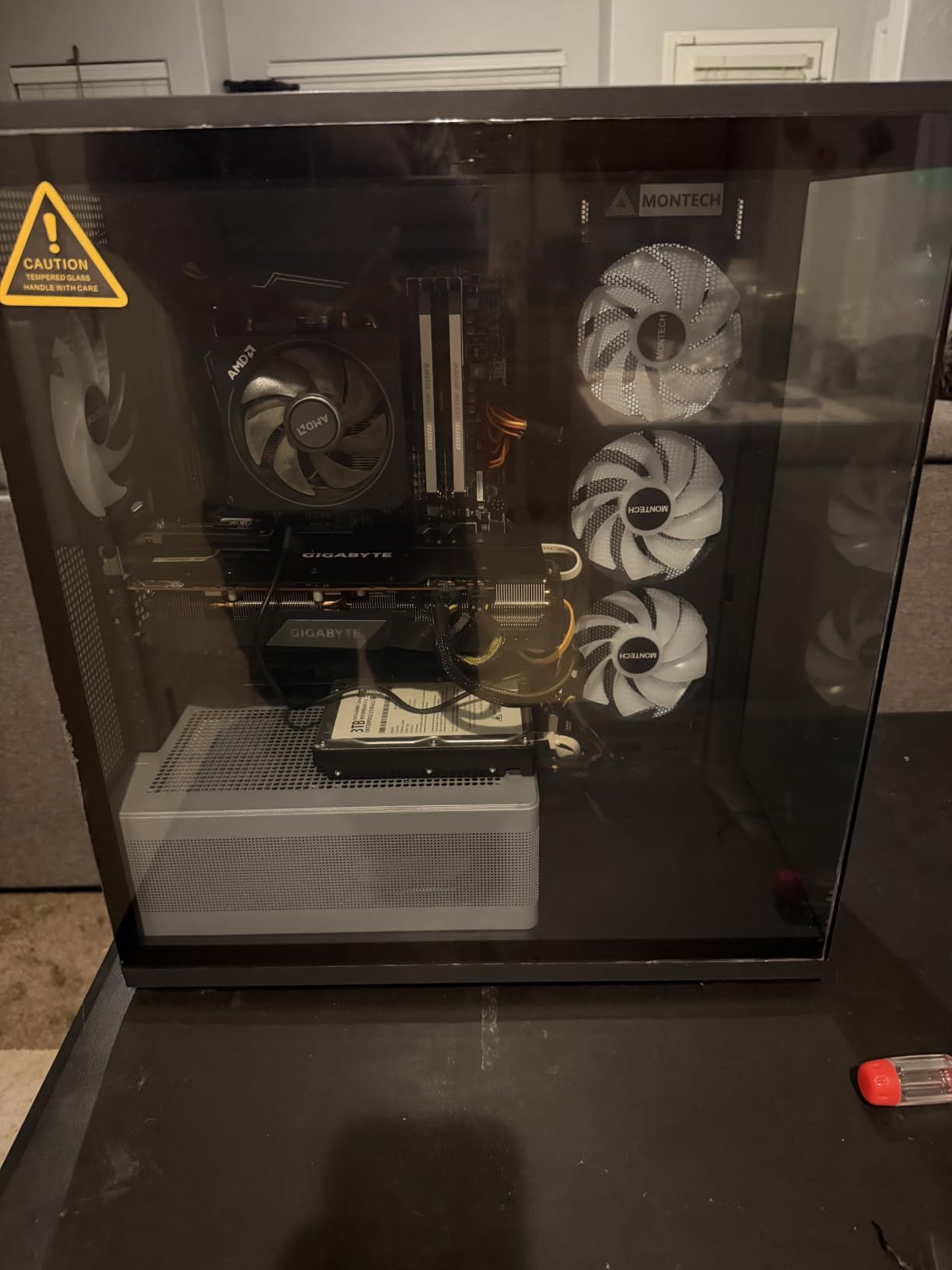 MONTECH TG3 High Airflow ATX Mid-Tower PC Case, Back-Connect Ready, Black | 430mm GPU Support, 360mm Radiator Support, Pre-Installed ARGB Unibody Fans, USB-C, Showcase Platform, Up to 9 Fans customer photo 2