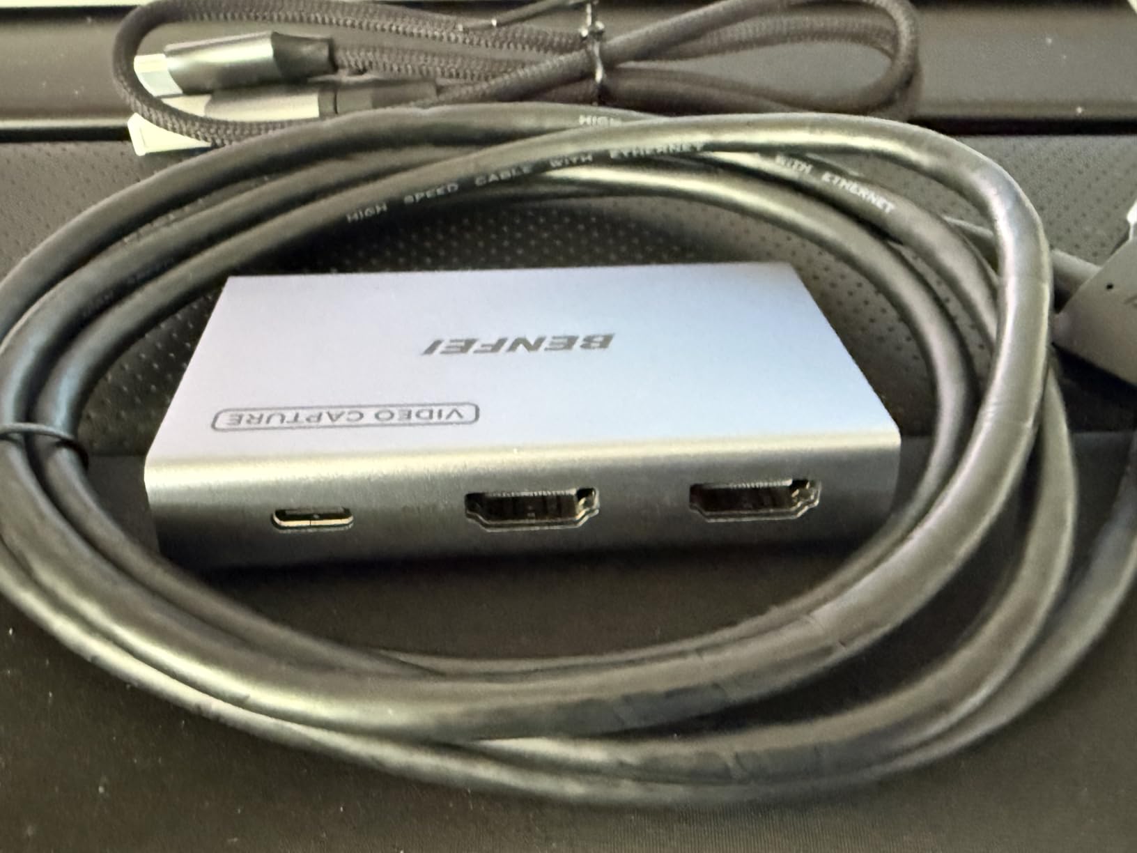 BENFEI 4K@60Hz HDMI to USB-C Video Capture Card with Loop Out, 1080P 60FPS Low Latency Game Capture Device for Streaming, Gaming, Switch, PS4/5, Xbox, Mac, Laptop customer photo 1
