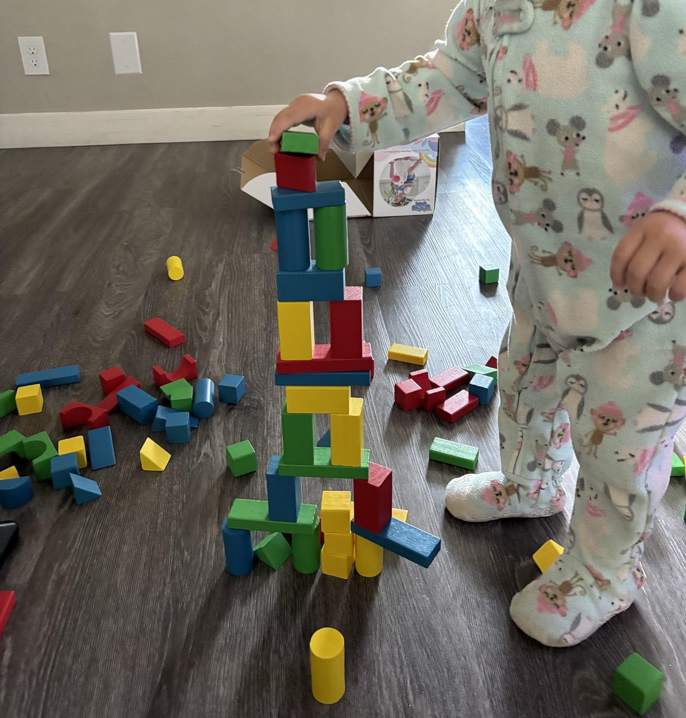 Melissa & Doug 100 Wooden Building Blocks with Storage Box customer photo 2