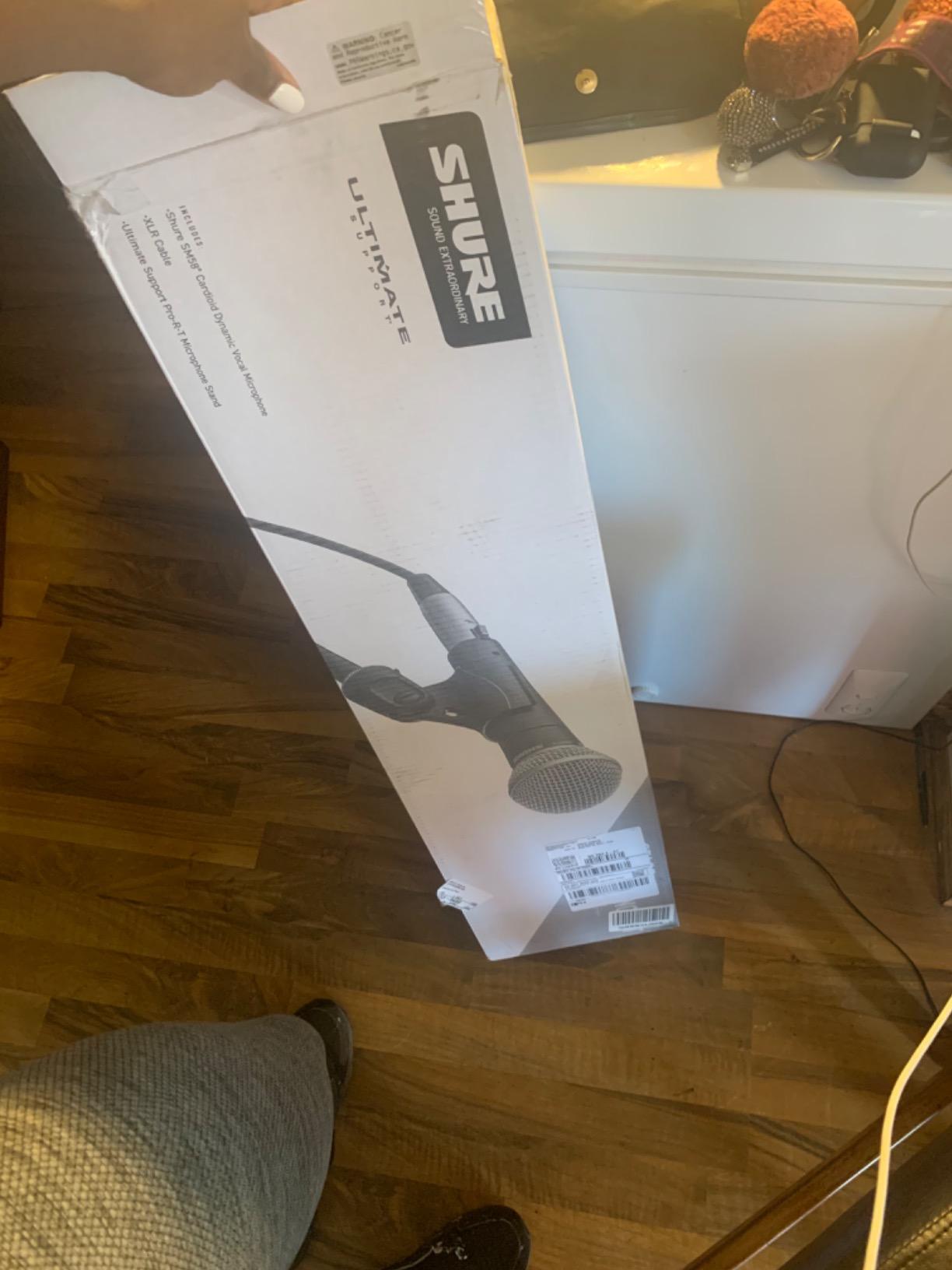 Shure SM58 Pro Dynamic Vocal Microphone with 25-ft XLR Cable | Cardioid dynamic vocal mic for studio, live performance, podcasting and recording; includes 25-ft XLR cable customer photo 2